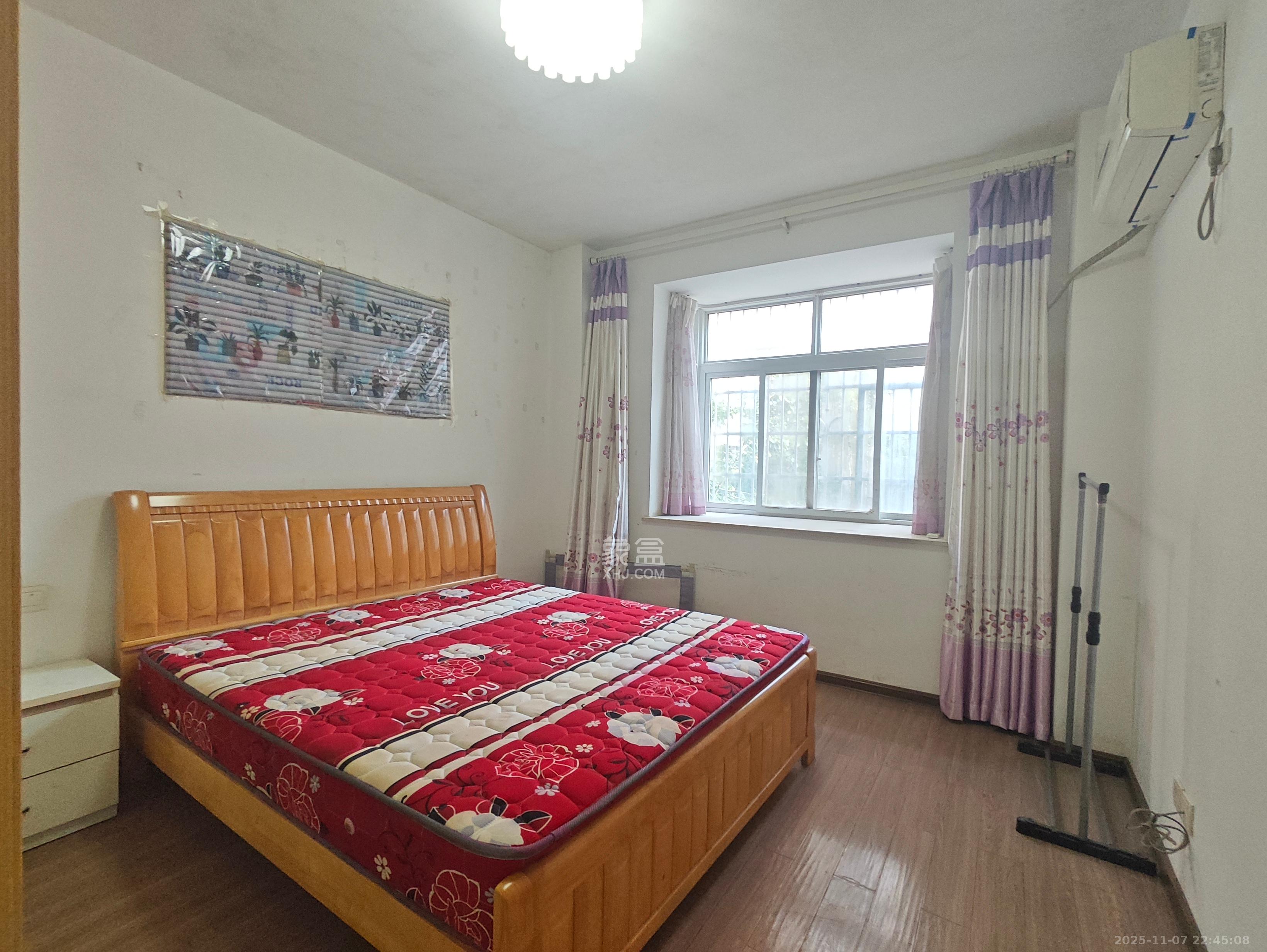 星城国际  2室2厅1卫    1300.0元/月室内图