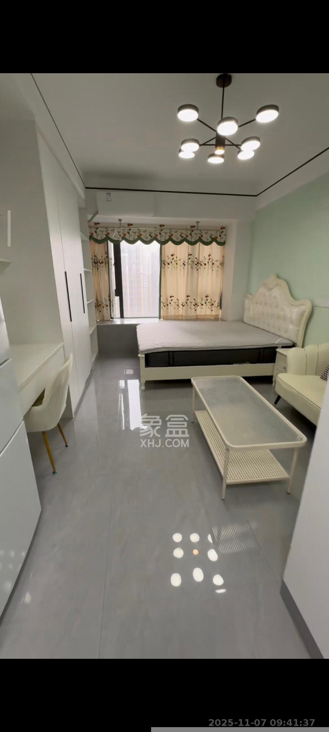 龙湖铂金岛  1室0厅0卫    1800.0元/月