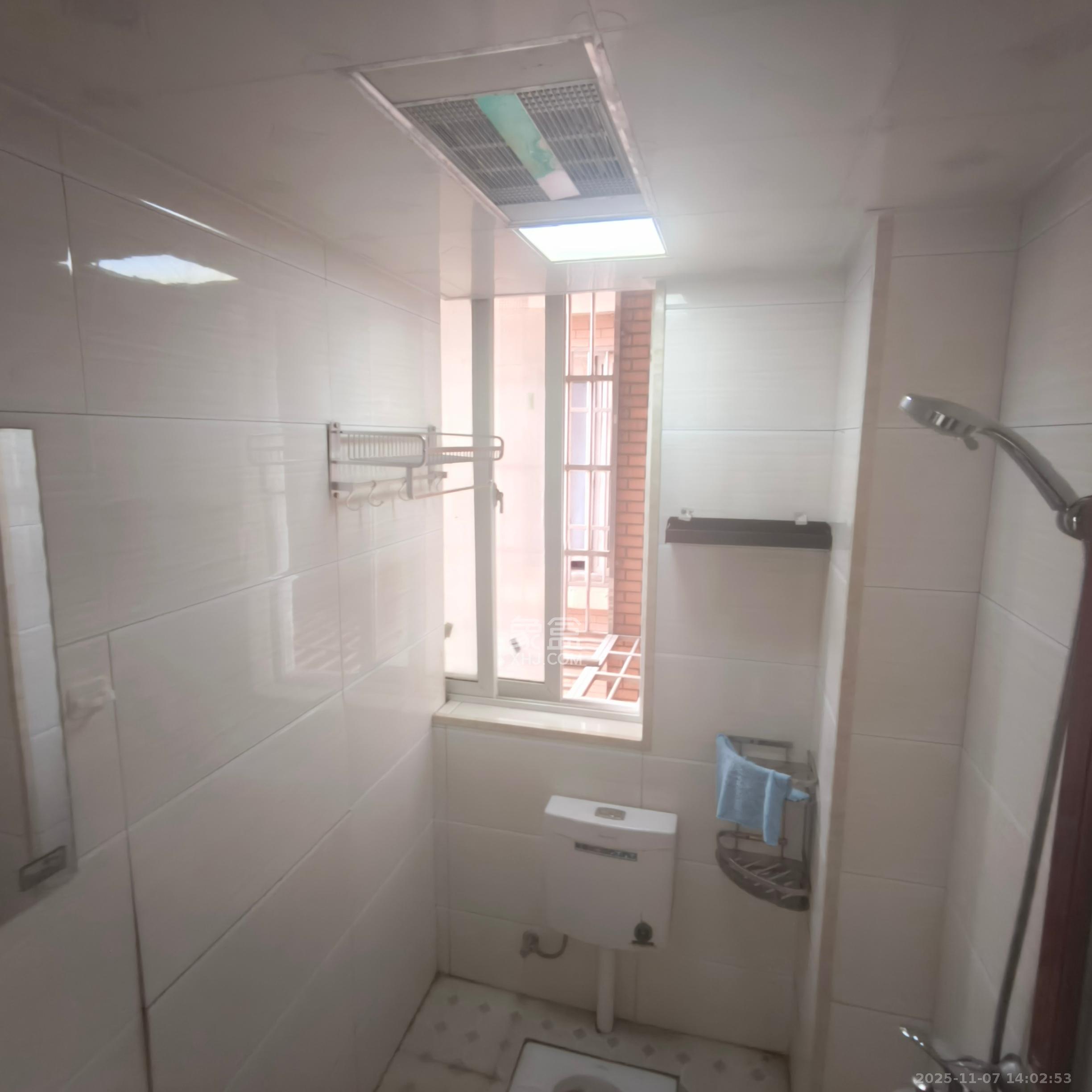 和润园一、二期  2室1厅1卫    1700.0元/月室内图