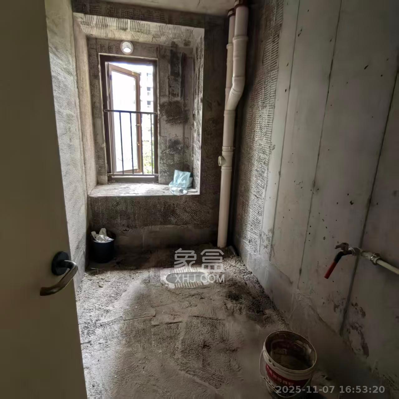 兴进珺府  3室2厅2卫    1200.0元/月室内图