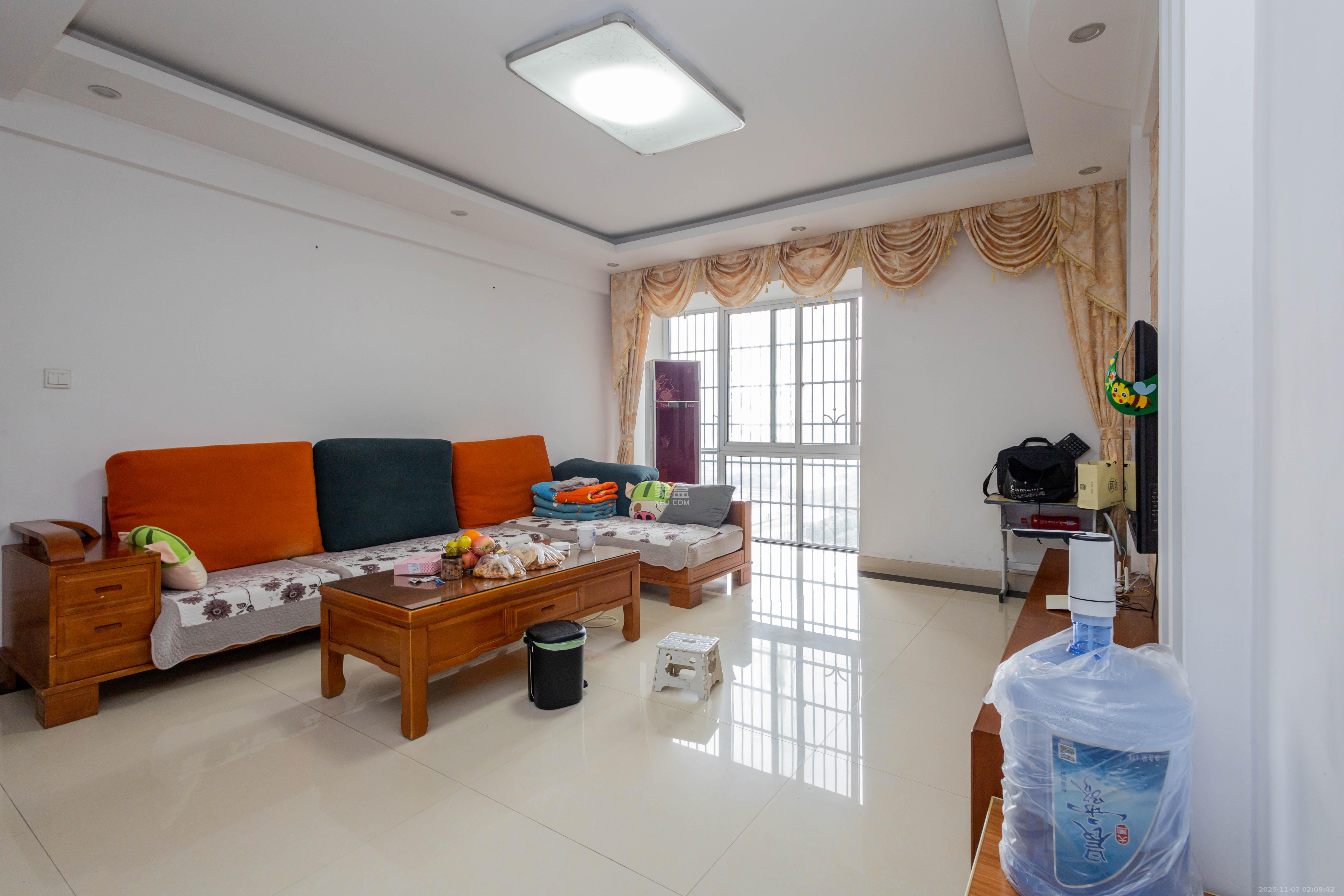 爵士湘  4室2厅2卫    81.8万