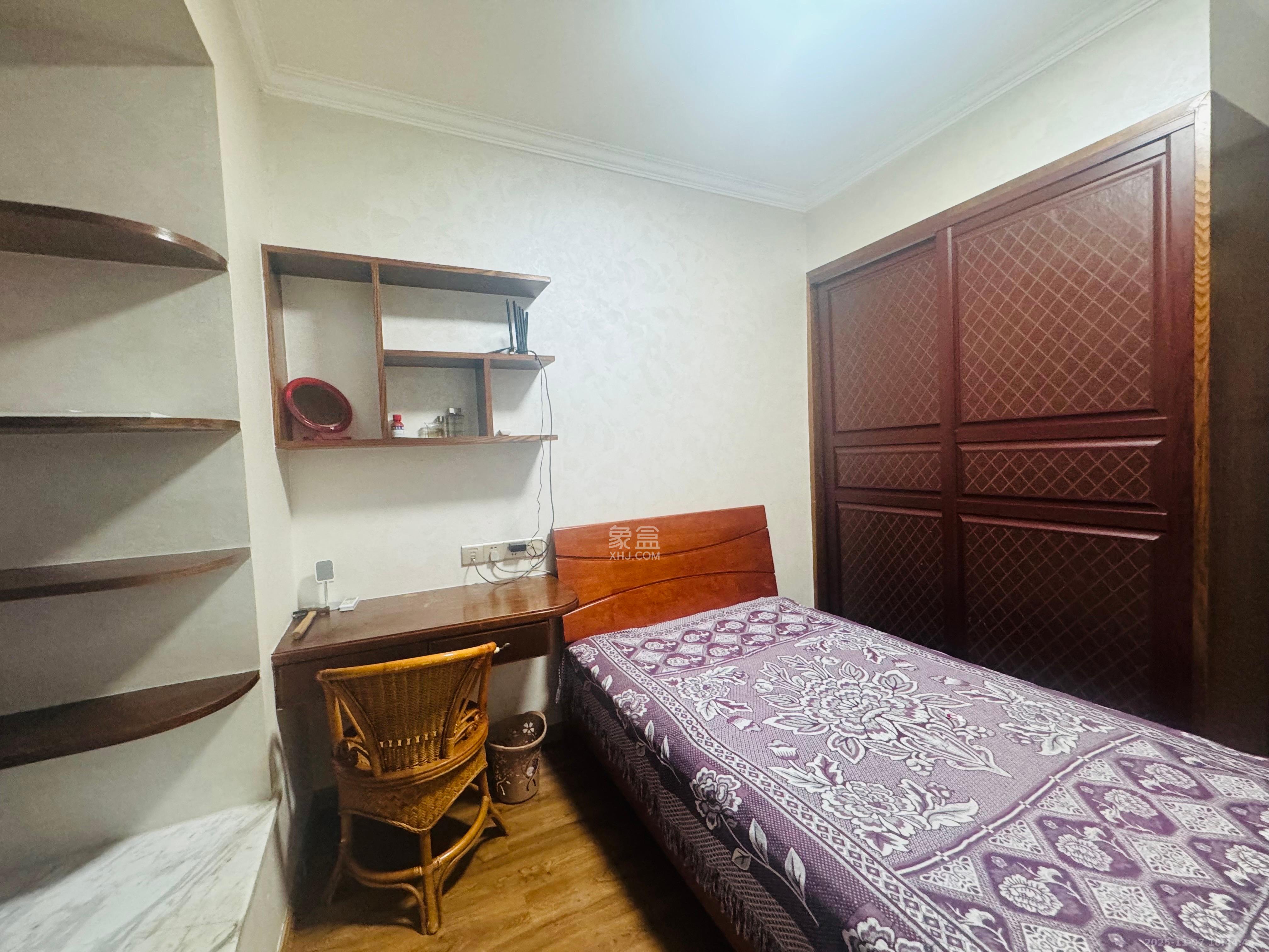 长房白沙湾  3室2厅1卫    3500.0元/月室内图