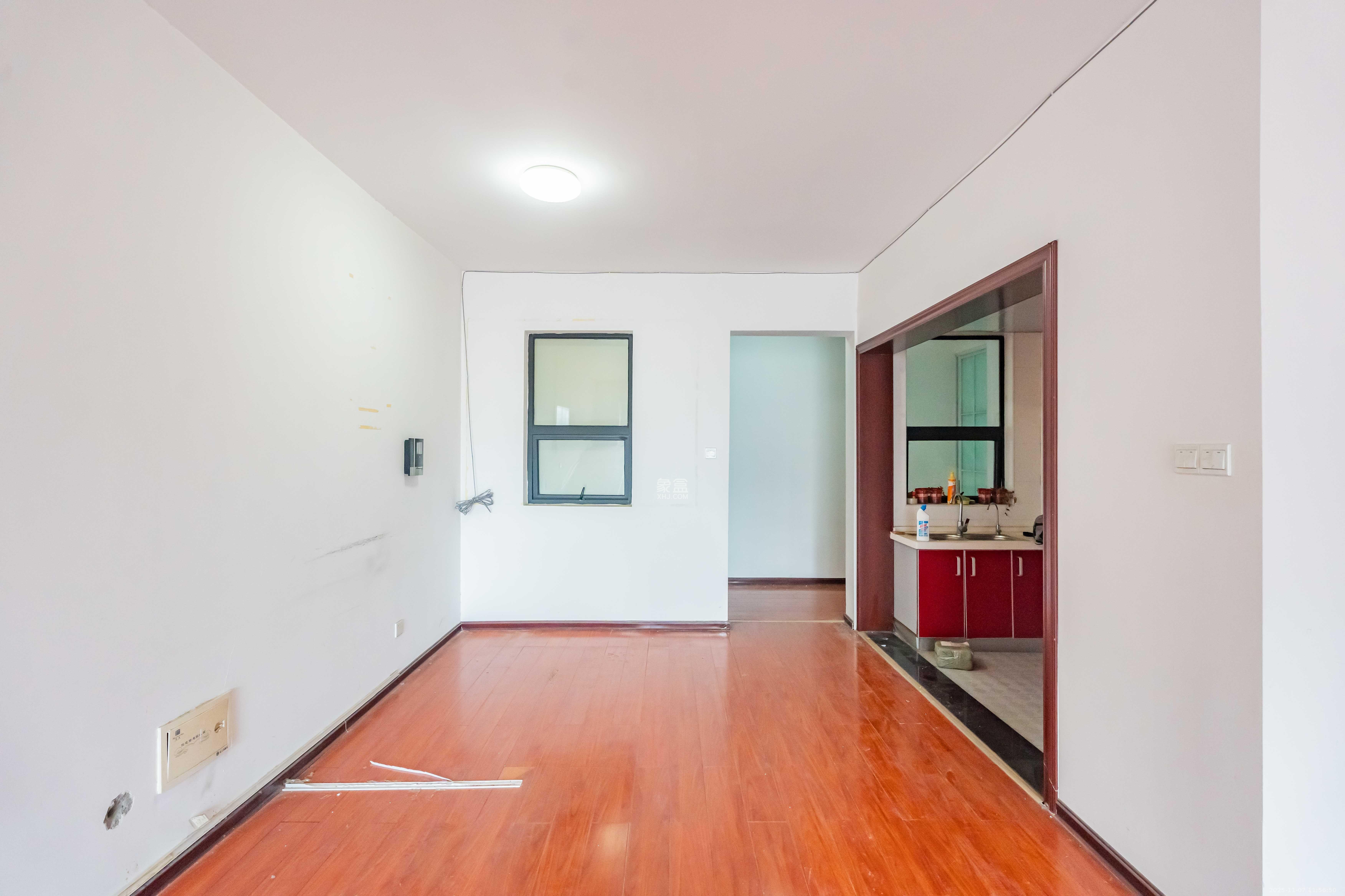 金土地第一湾 3室2厅2卫 2500.0元/月 金土地第一湾 3室2厅2卫 2500.0元/月室内图