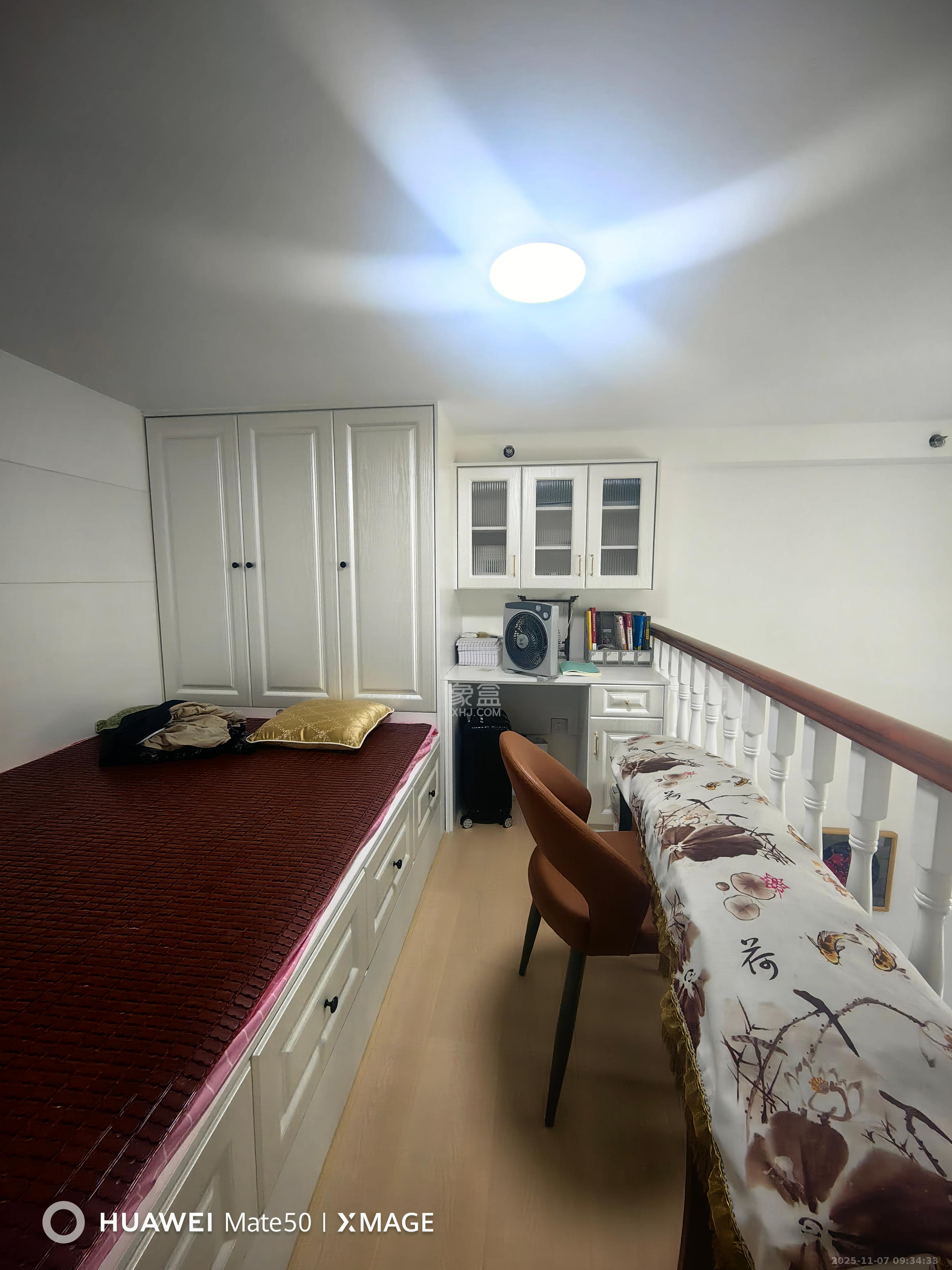 卓越中寰 2室1厅1卫 2600.0元/月 卓越中寰 2室1厅1卫 2600.0元/月室内图