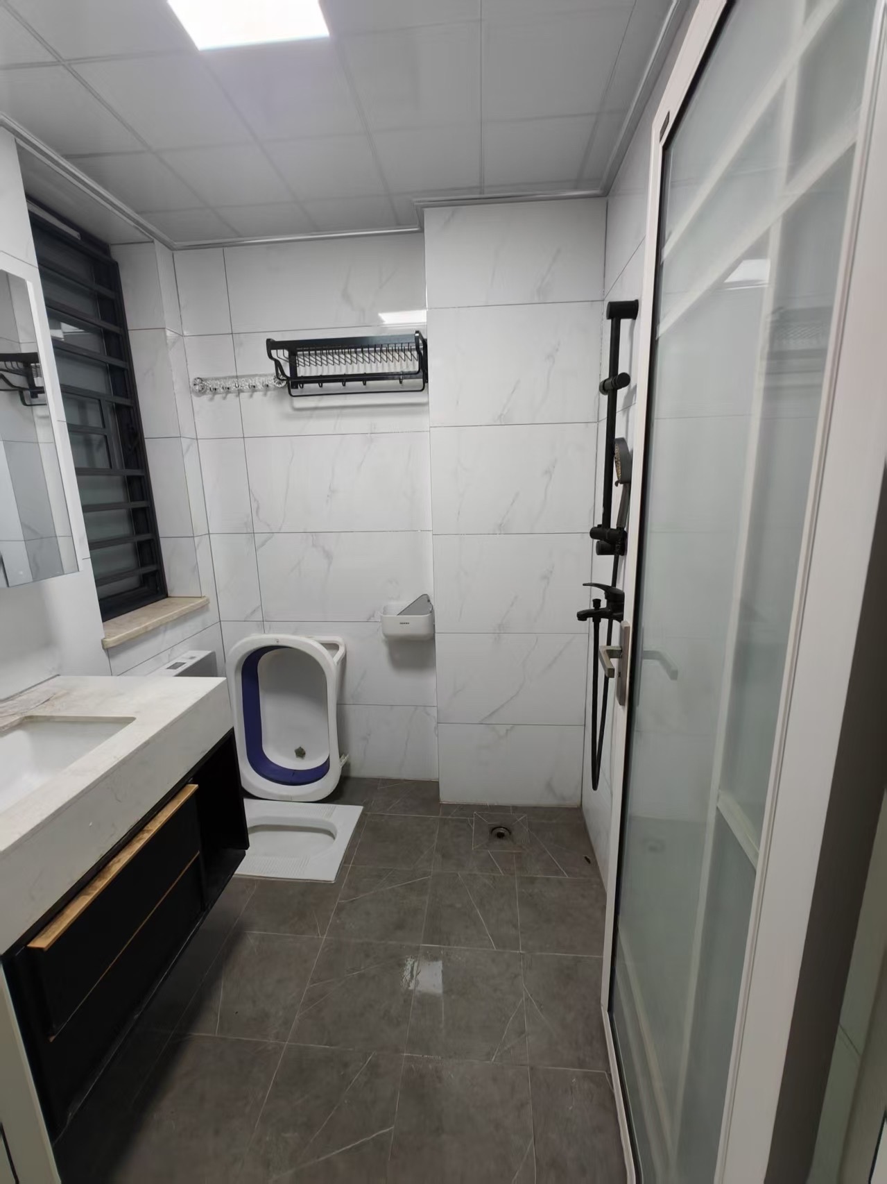 现代美居（喜盈门）  3室2厅2卫    3500.0元/月室内图