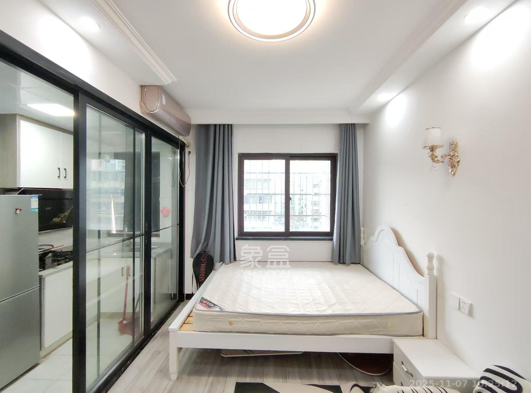 鹏程府  1室1厅1卫    1400.0元/月