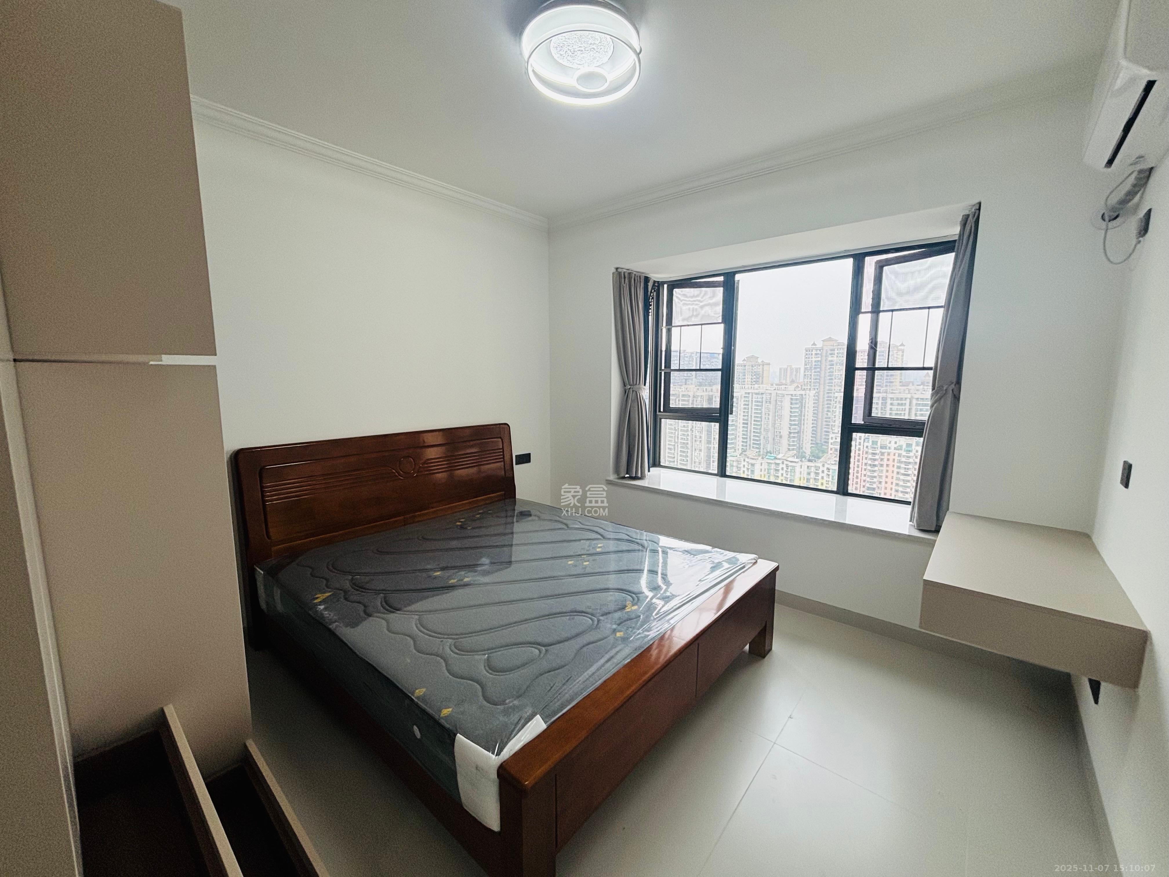 岭福家苑(天心佳苑) 3室2厅2卫 3600.0元/月 岭福家苑(天心佳苑) 3室2厅2卫 3600.0元/月室内图