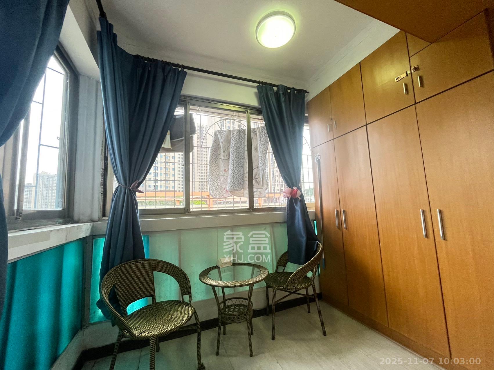 御景龙城  1室1厅1卫    1300.0元/月室内图