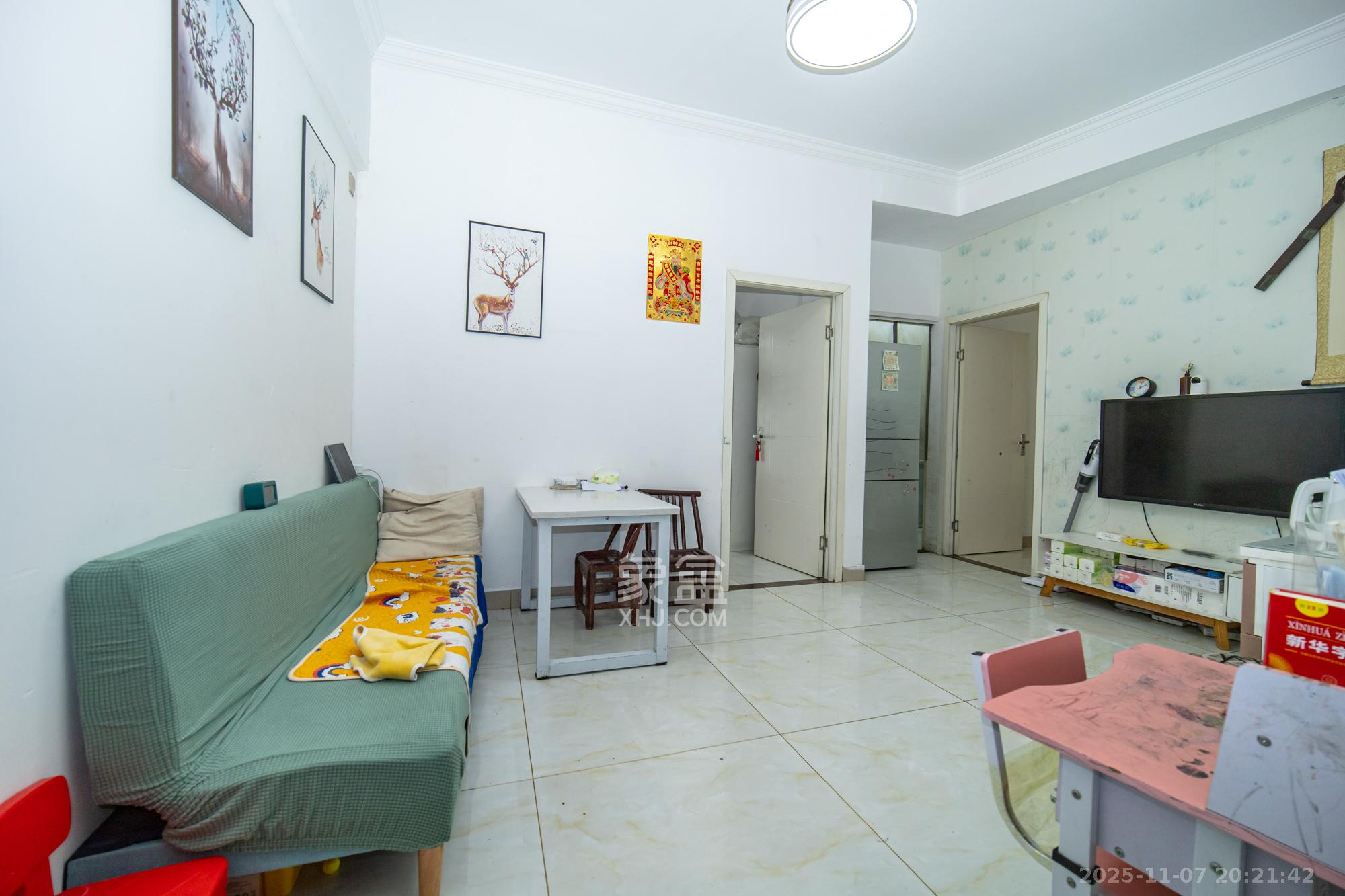 香槟小镇(香槟花苑）  2室1厅1卫    29.8万