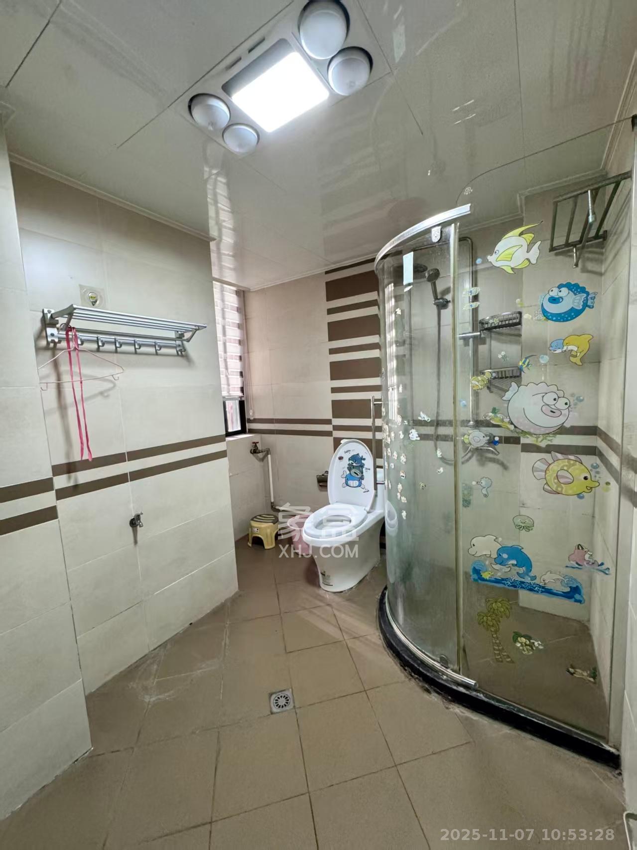 颐美沁园 2室1厅1卫 2300.0元/月 颐美沁园 2室1厅1卫 2300.0元/月室内图