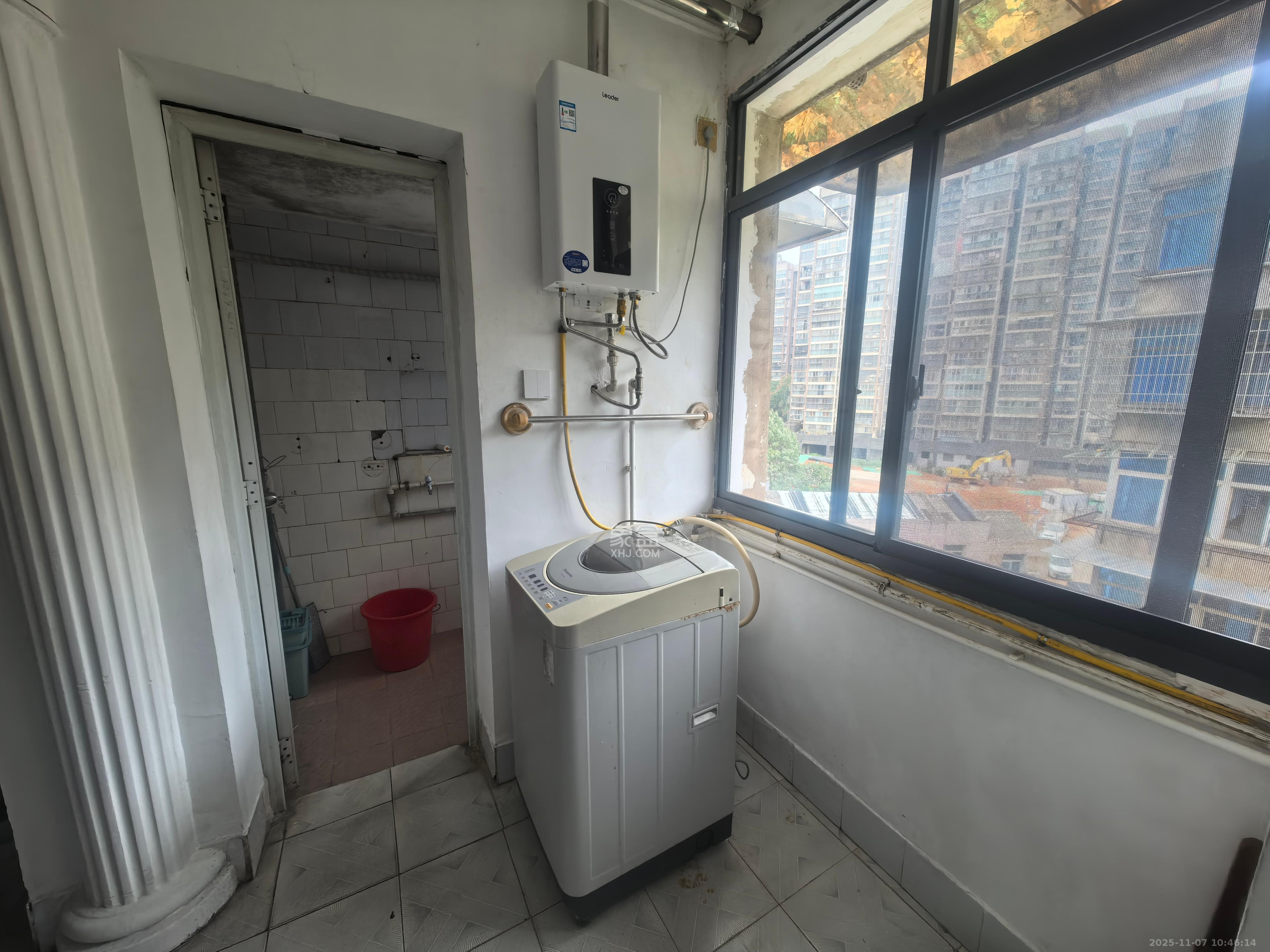 汽制宿舍  2室1厅1卫    1500.0元/月室内图