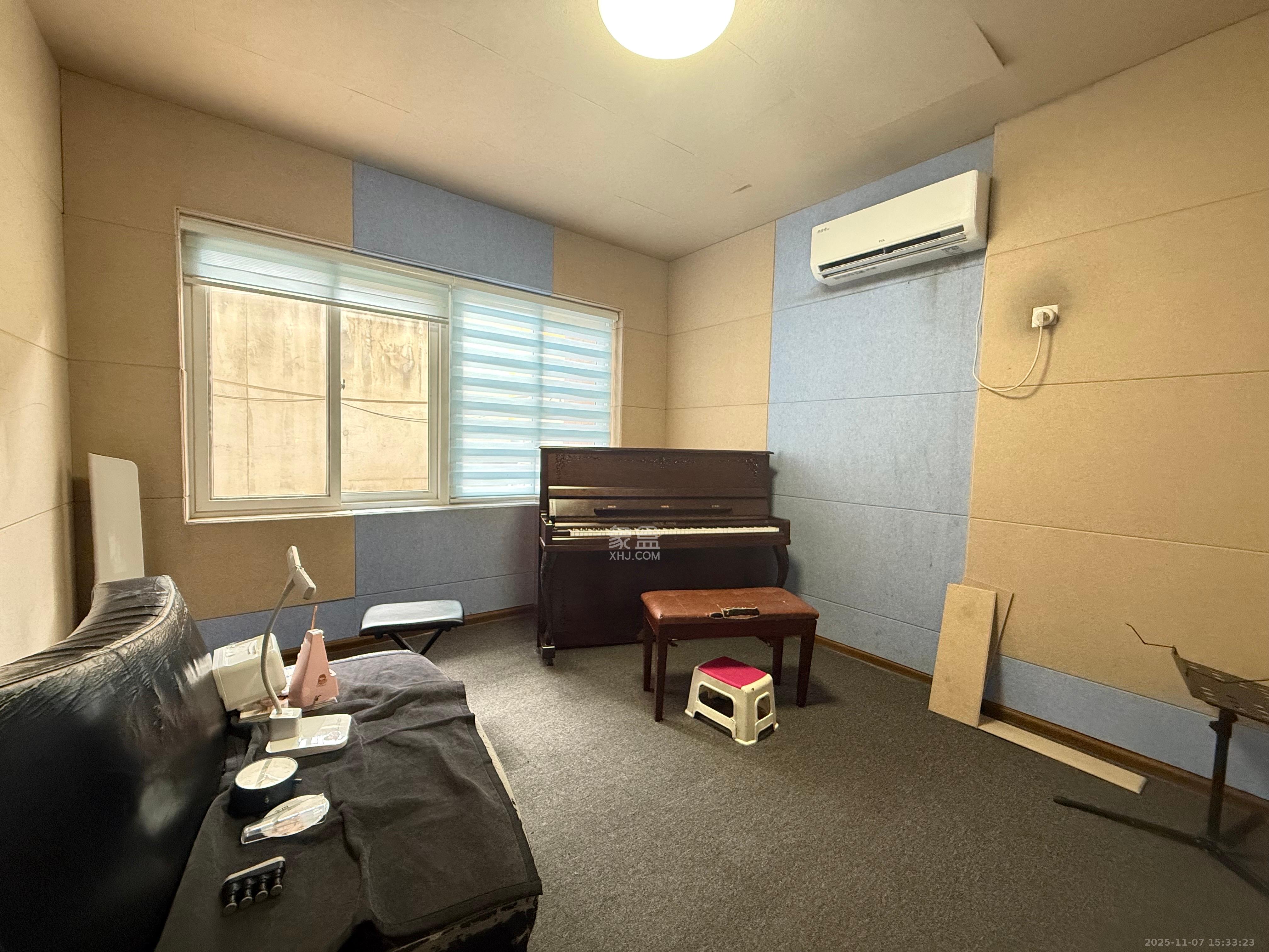 星蓝湾  3室2厅2卫    3000.0元/月室内图