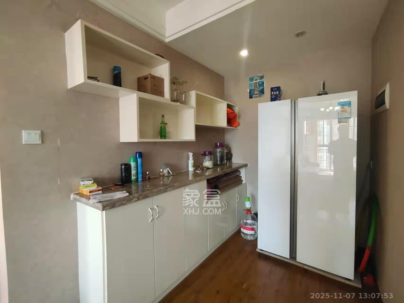 金房奥斯卡  2室1厅1卫    2200.0元/月室内图