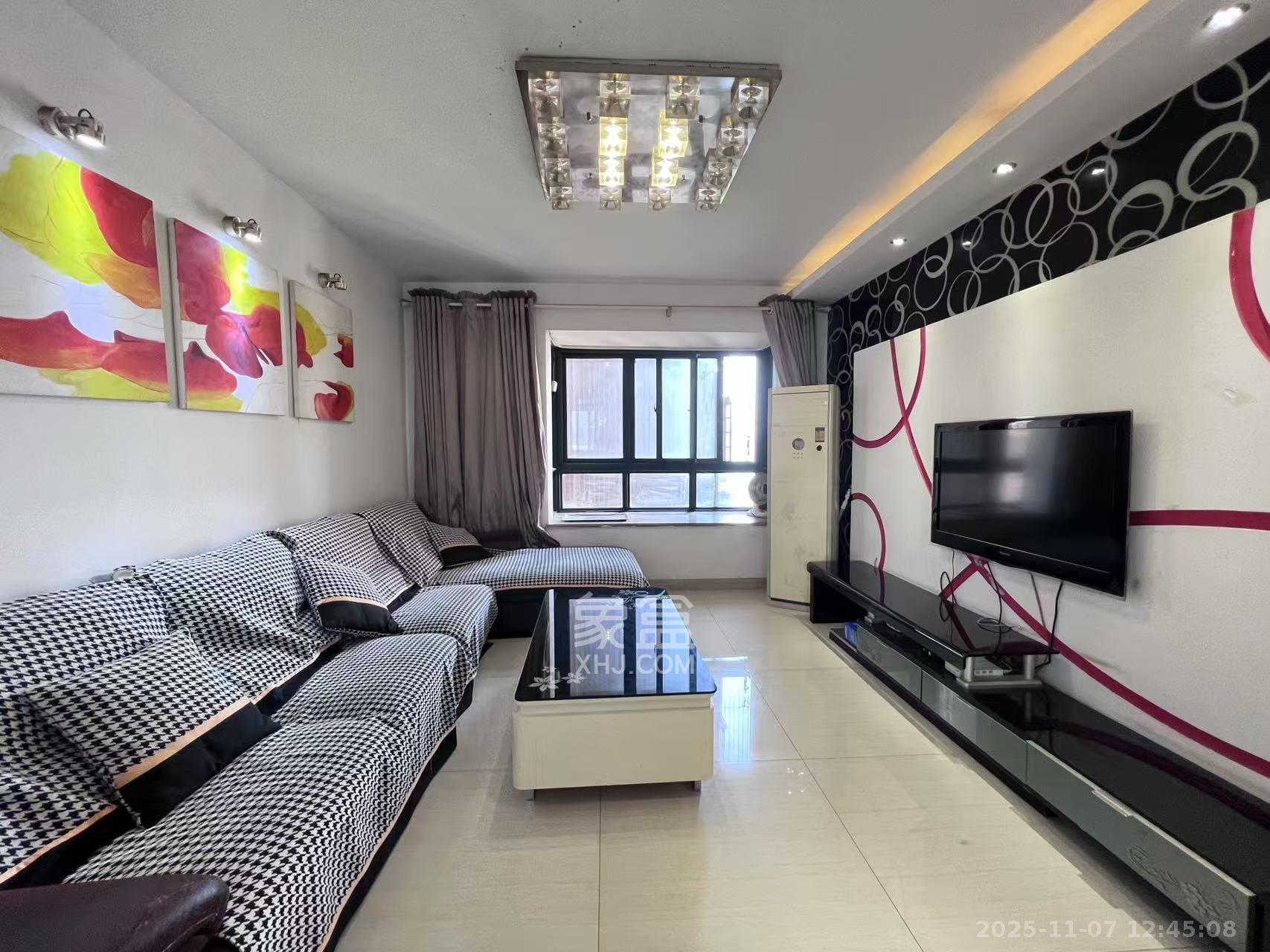 东玺门  2室2厅1卫    2400.0元/月