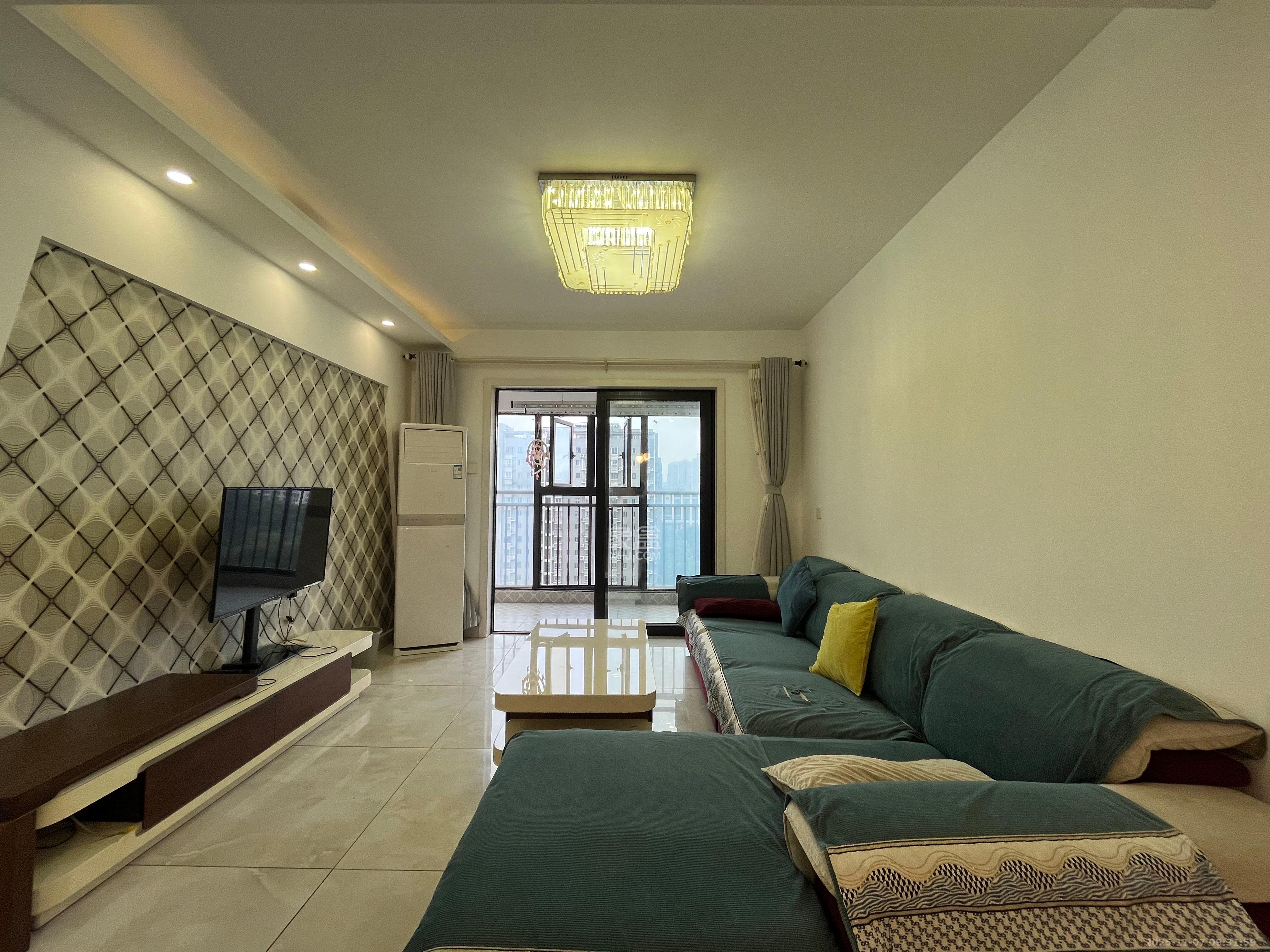 旭辉香樟公馆  3室2厅1卫    2500.0元/月