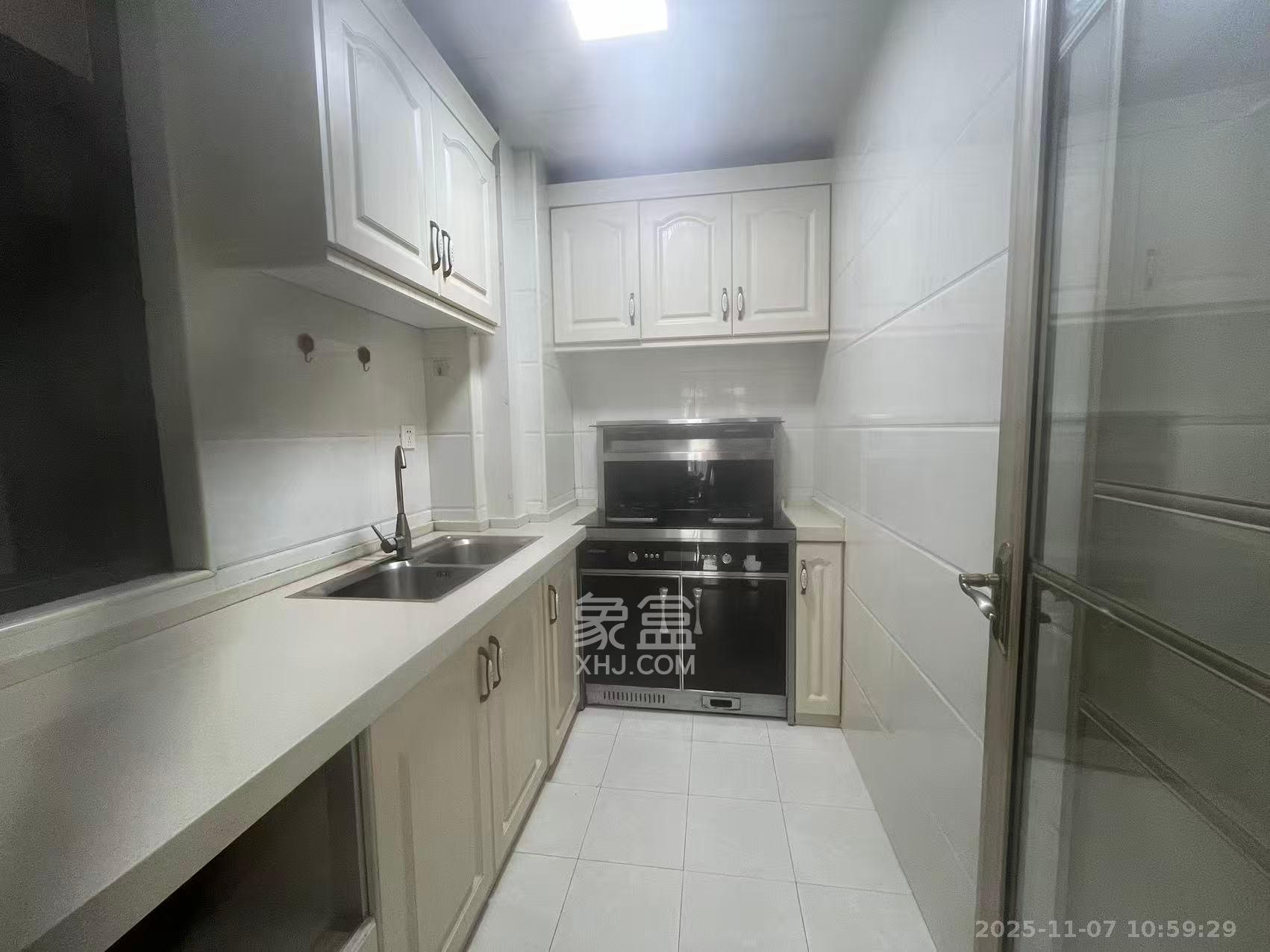 景塘家园  3室1厅1卫    2200.0元/月室内图