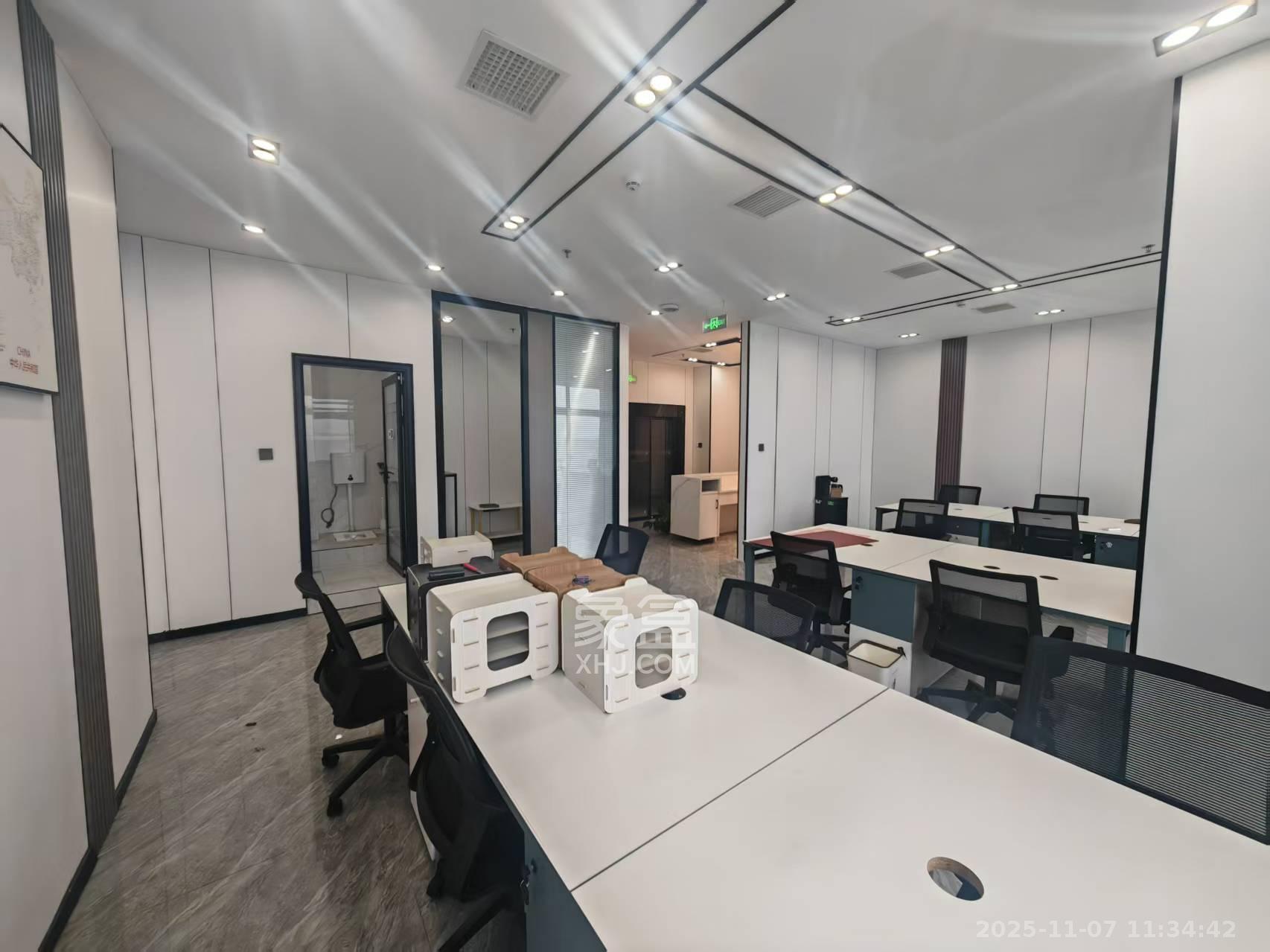 京武浪琴山三期（京武中心）  1室1厅1卫    8000.0元/月室内图