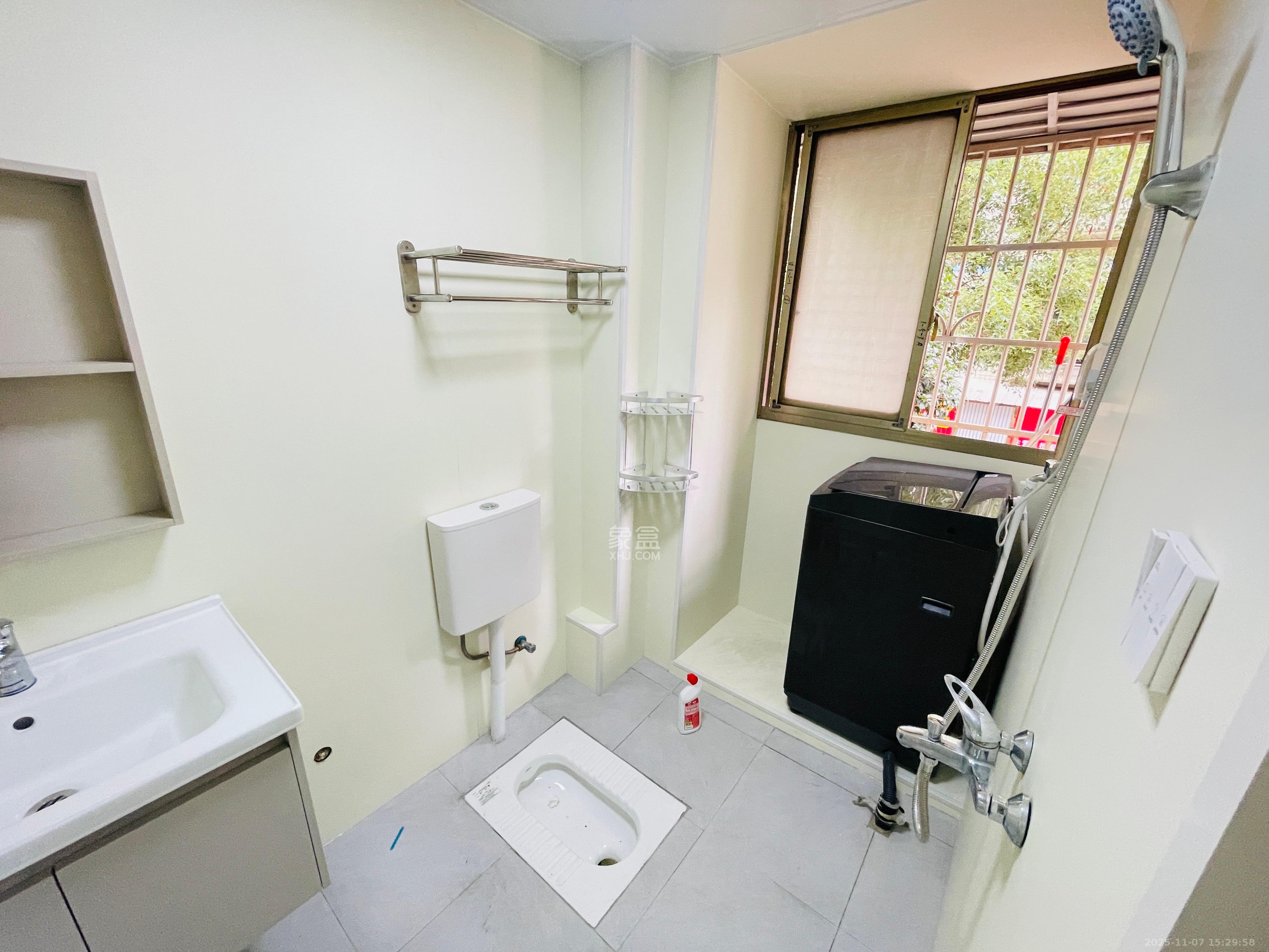 金石蓉园  2室2厅1卫    1600.0元/月室内图