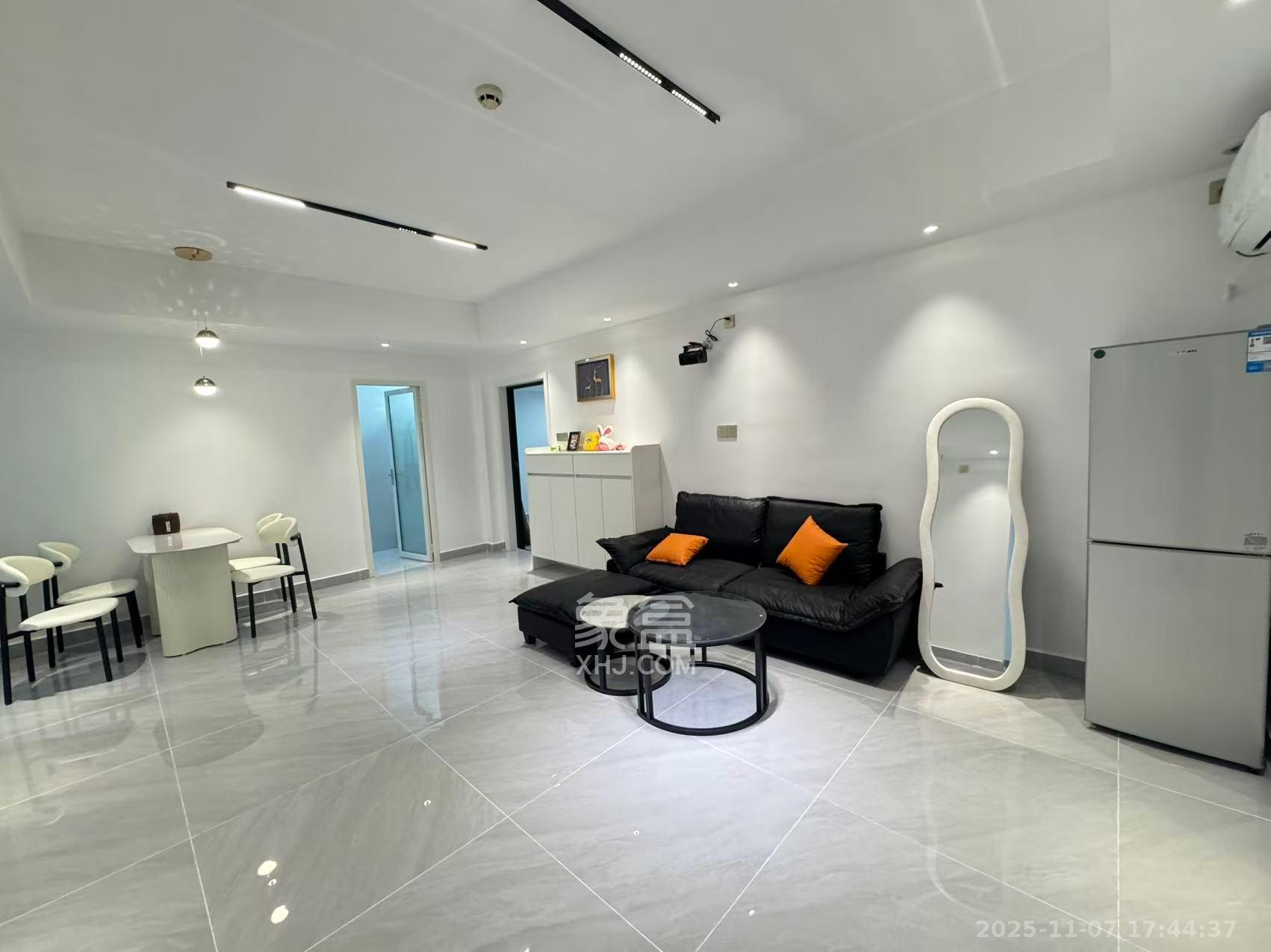 明城国际 3室1厅1卫 4200.0元/月 明城国际 3室1厅1卫 4200.0元/月室内图