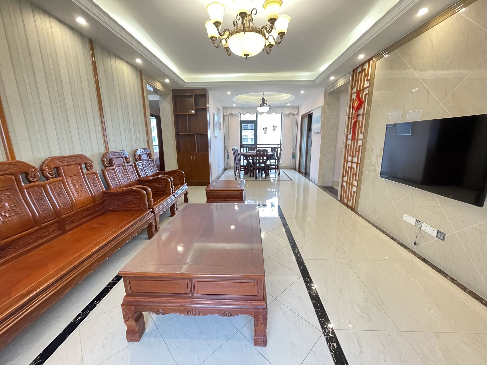 海阔天空-国瑞城二期(雅仕苑) 4室2厅2卫 6200.0元/月 海阔天空-国瑞城二期(雅仕苑) 4室2厅2卫 6200.0元/月室内图