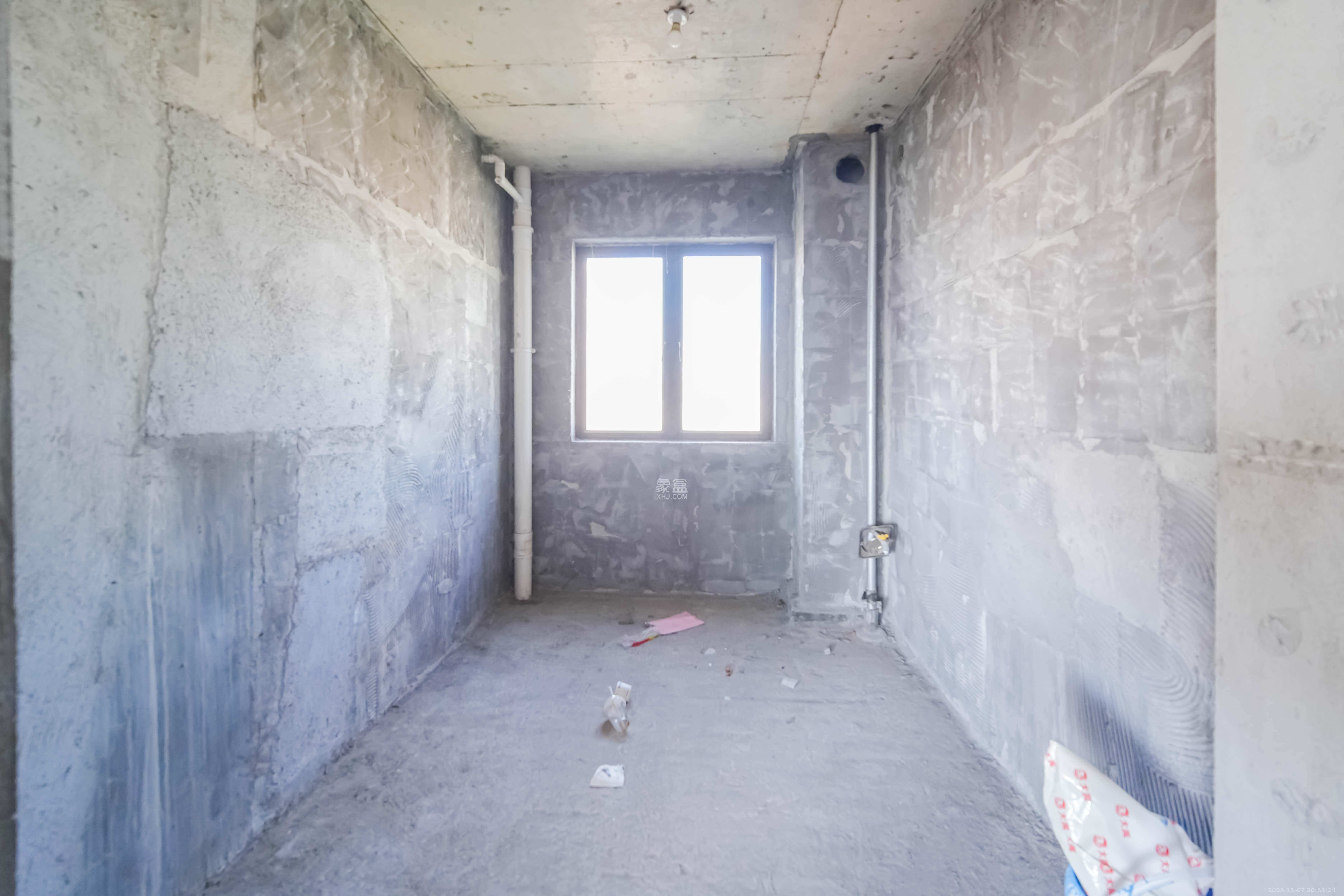 京武浪琴山一、二期 5室2厅2卫 268.0万 京武浪琴山一、二期 5室2厅2卫 268.0万其他