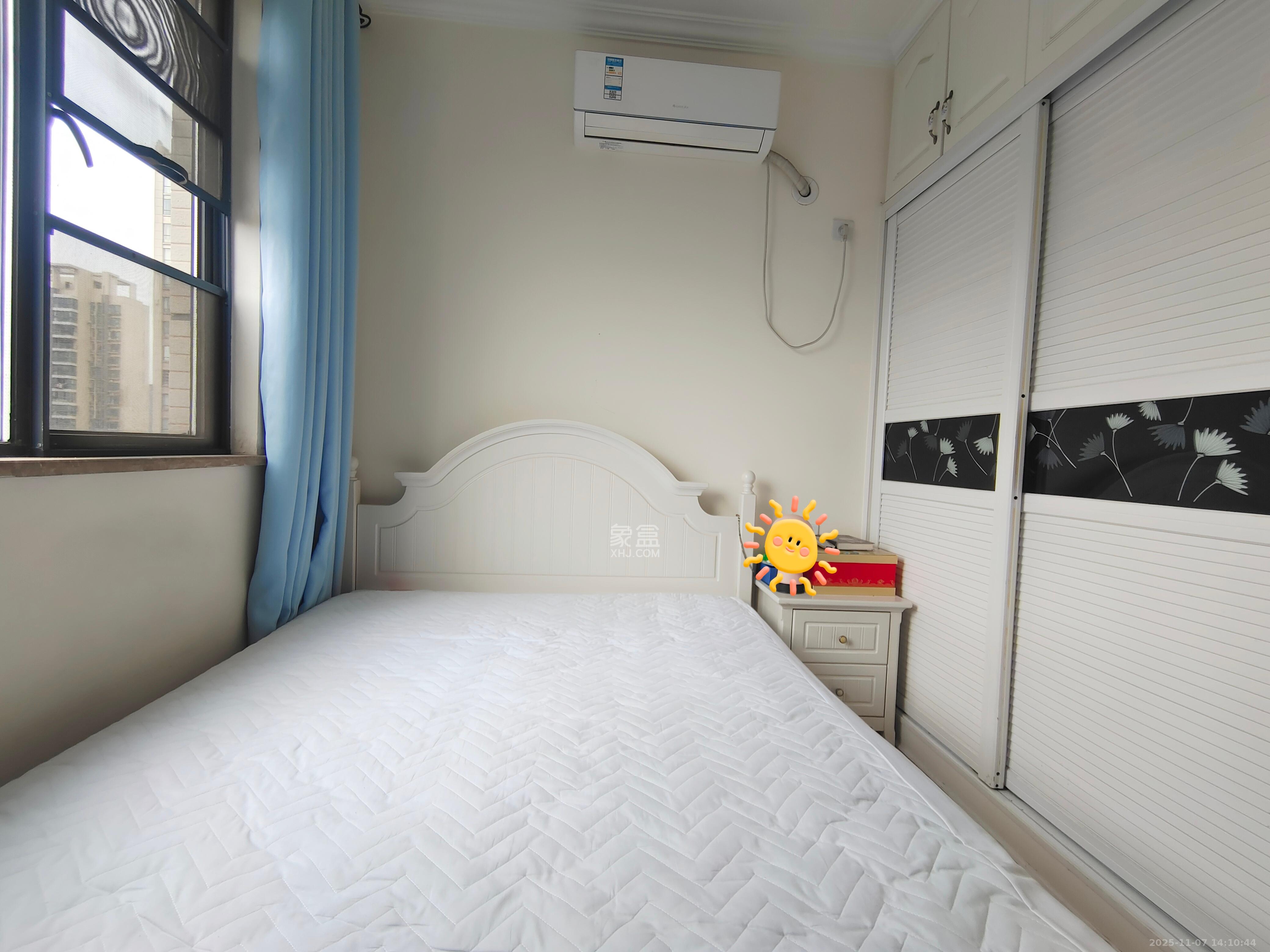 印山蓝色海岸 3室2厅2卫 2300.0元/月 印山蓝色海岸 3室2厅2卫 2300.0元/月室内图