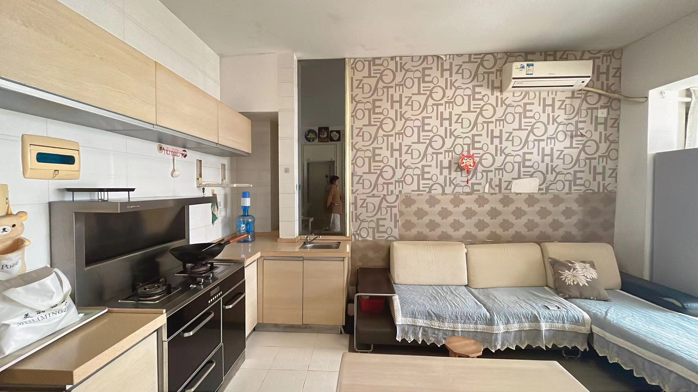 书香名邸一期 1室2厅2卫 1280.0元/月 书香名邸一期 1室2厅2卫 1280.0元/月室内图