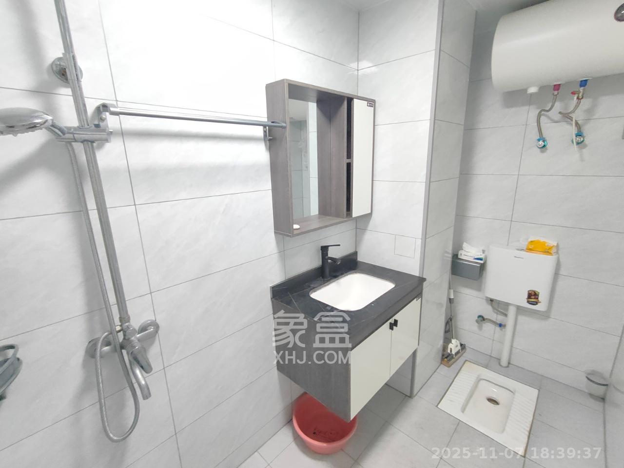 龙湖湘江星座（祺鑫星座公寓）  1室0厅0卫    1400.0元/月室内图