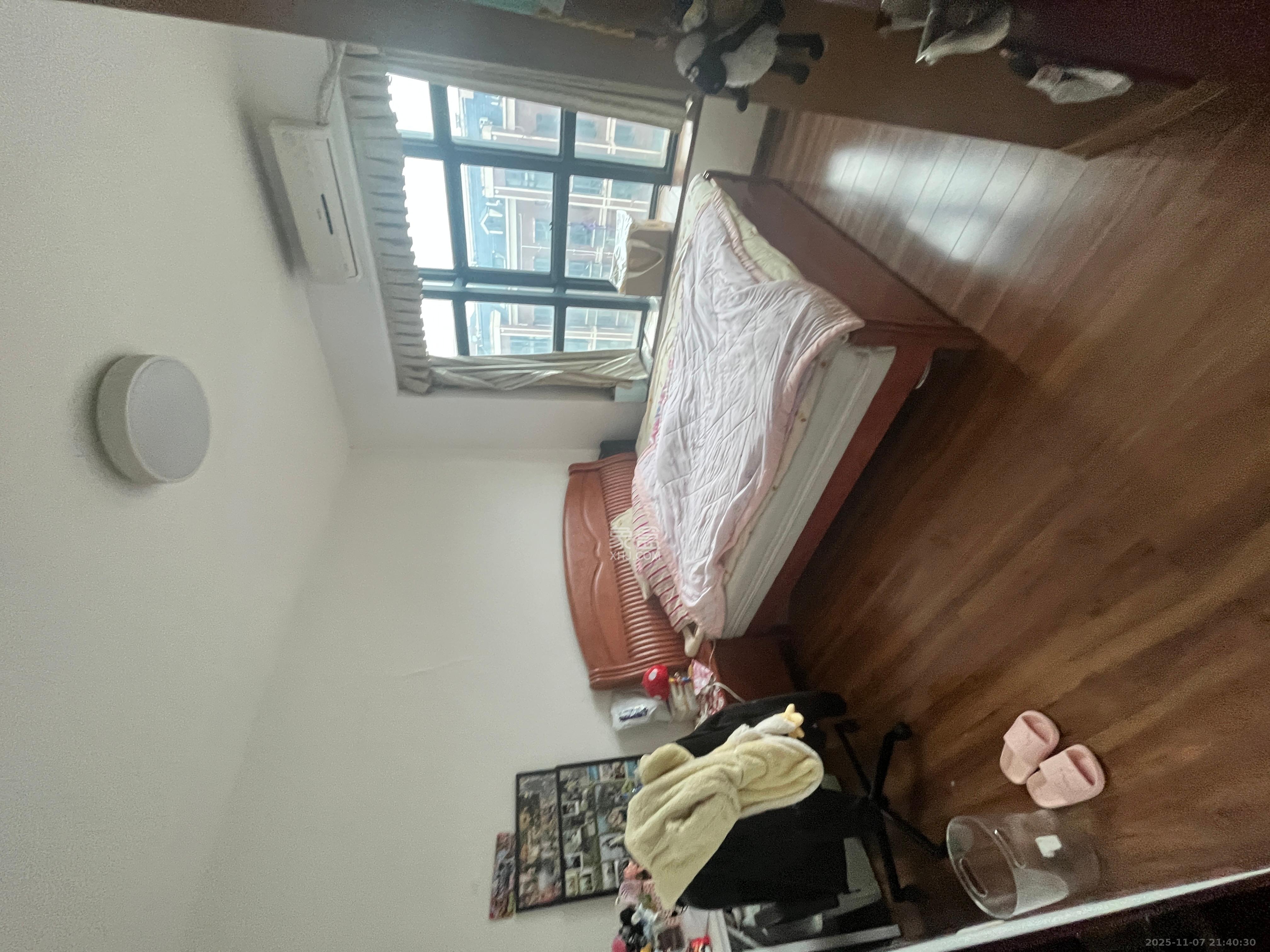 湘府9号  2室2厅1卫    2100.0元/月室内图