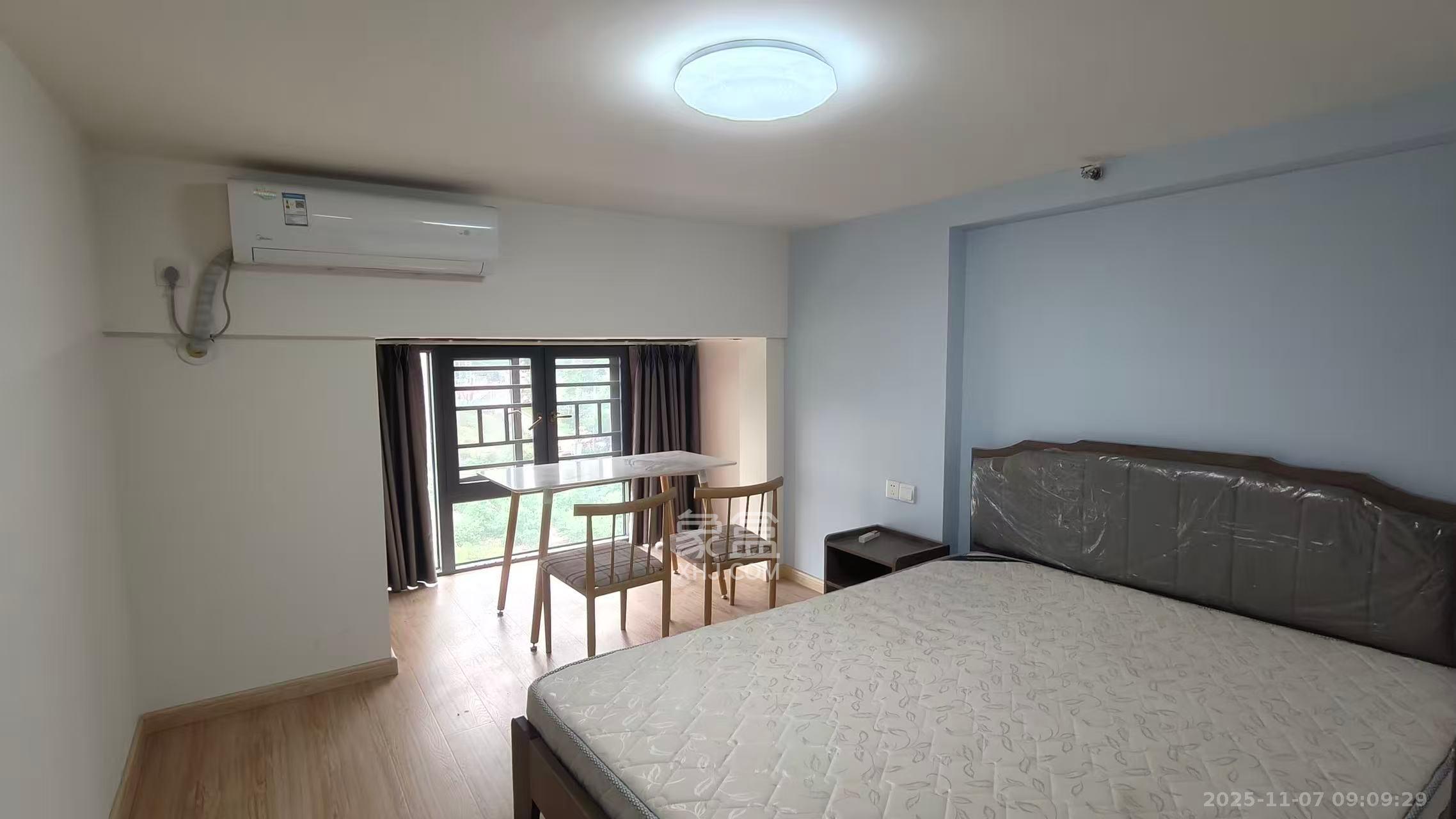 万科金色麦田 2室1厅1卫 1900.0元/月 万科金色麦田 2室1厅1卫 1900.0元/月室内图