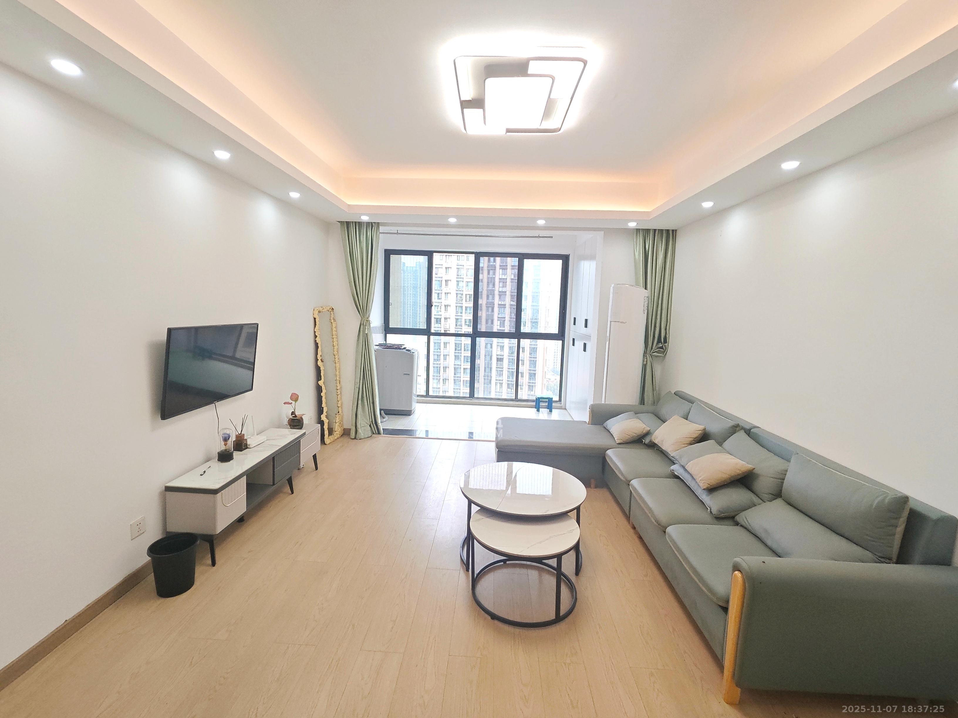 振业城二期 1室2厅2卫 3200.0元/月 振业城二期 1室2厅2卫 3200.0元/月室内图