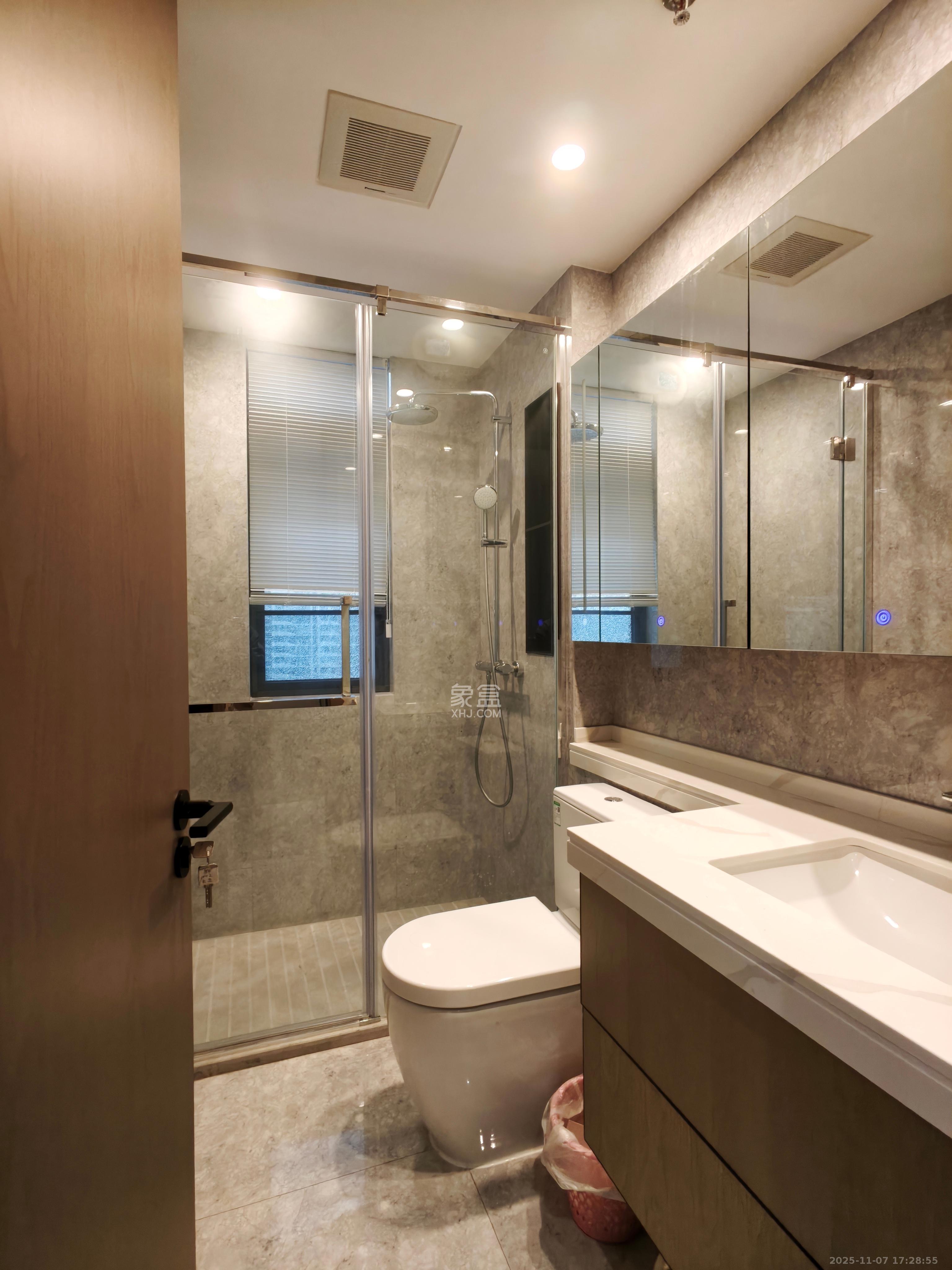 旭辉铂悦湘江  4室2厅4卫    20000.0元/月室内图