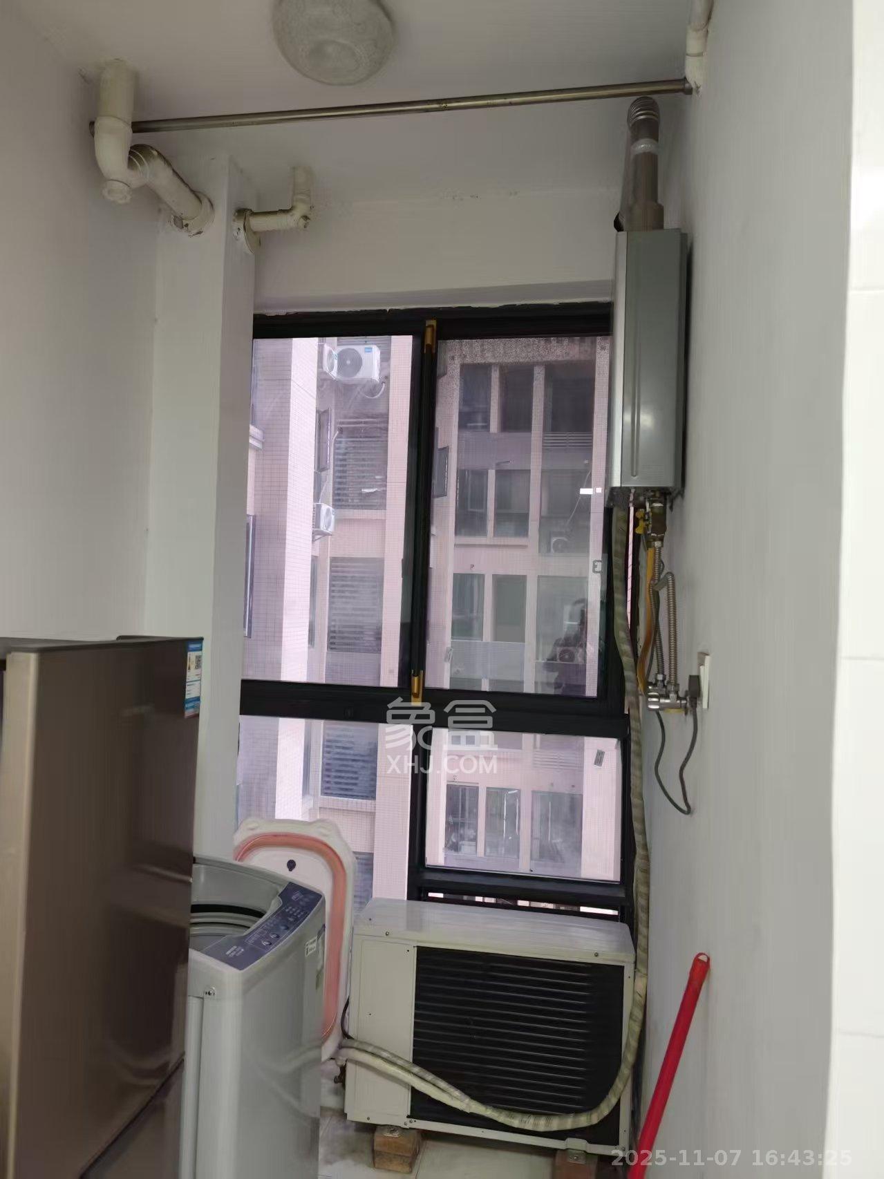 长房半岛蓝湾(观山月) 2室2厅1卫 1700.0元/月 长房半岛蓝湾(观山月) 2室2厅1卫 1700.0元/月室内图