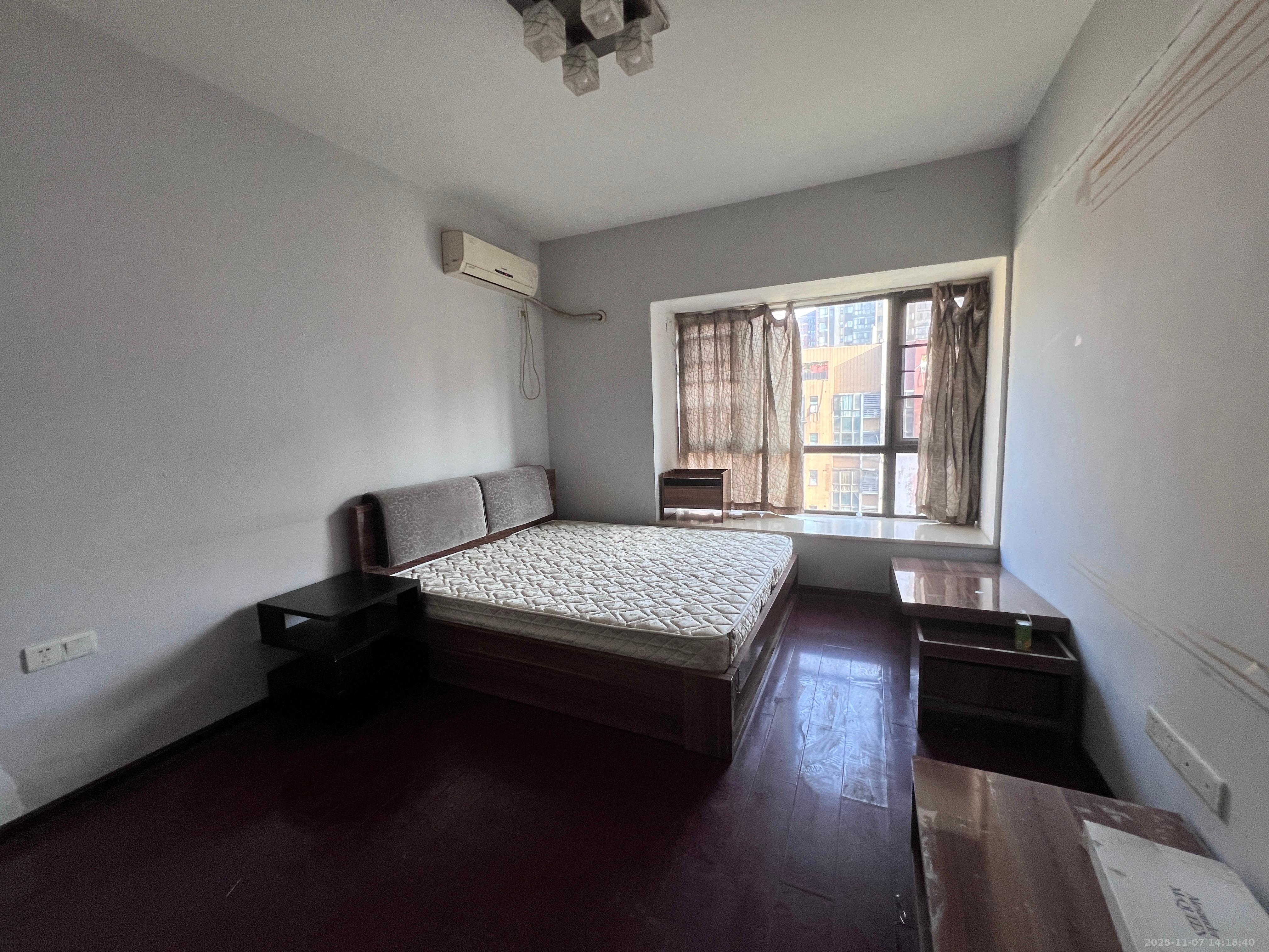 茂华国际湘 3室1厅2卫 2600.0元/月 茂华国际湘 3室1厅2卫 2600.0元/月室内图