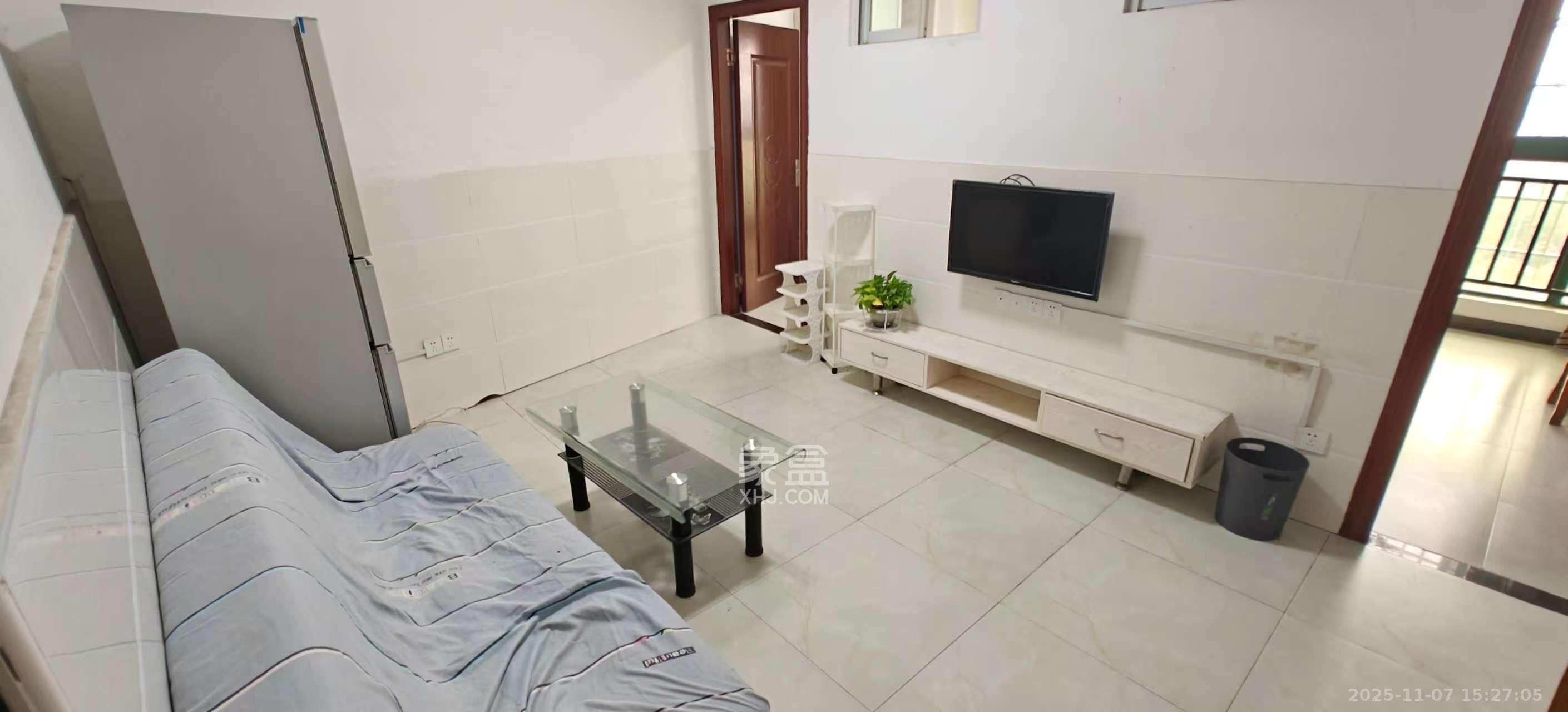 湖韵佳苑 1室1厅1卫 1500.0元/月 湖韵佳苑 1室1厅1卫 1500.0元/月室内图