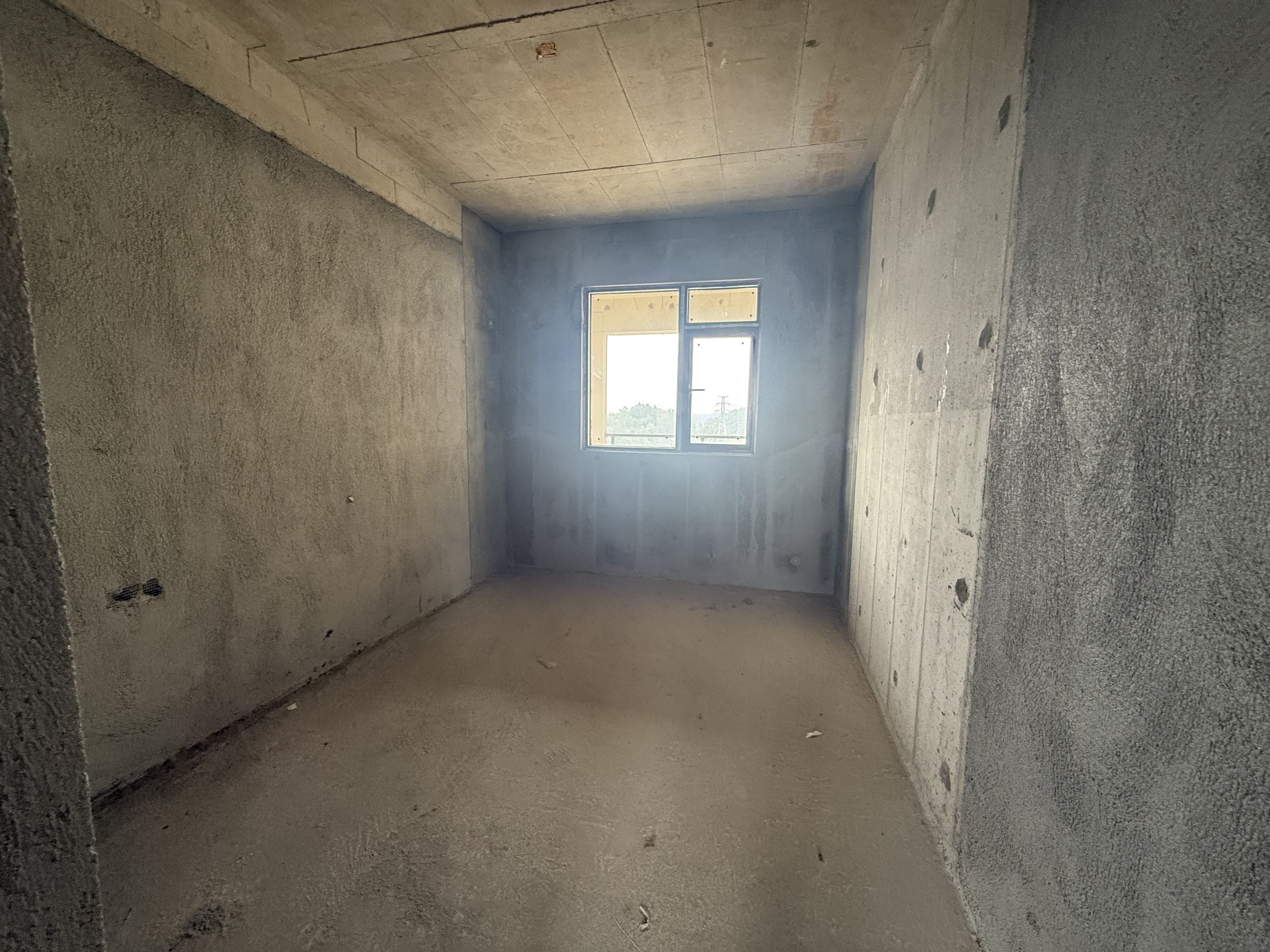 吉大汉珠山府 4室2厅2卫 93.8万 吉大汉珠山府 4室2厅2卫 93.8万客厅