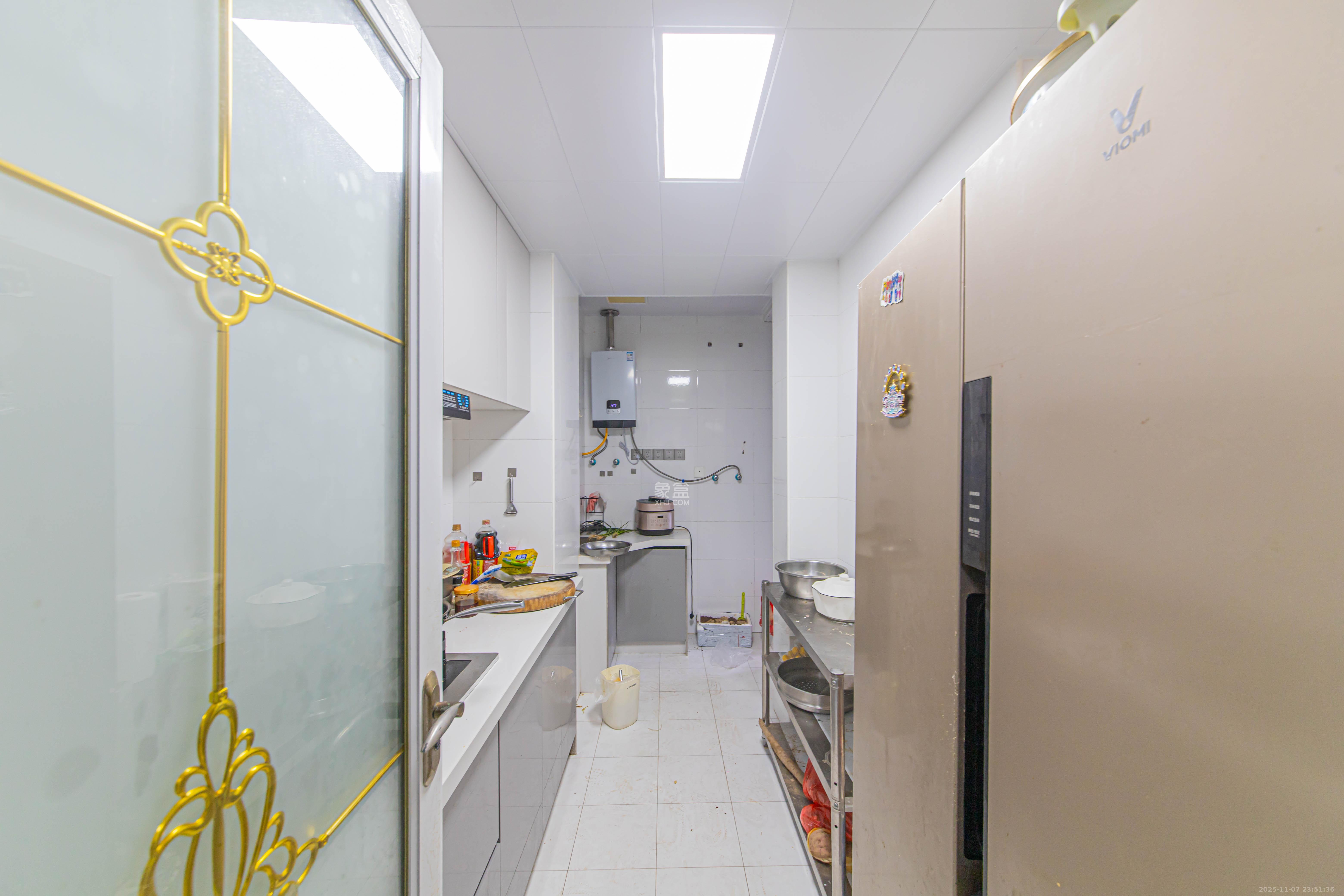 绿地公馆(绿地名邸) 3室2厅2卫 92.0万 绿地公馆(绿地名邸) 3室2厅2卫 92.0万厨房