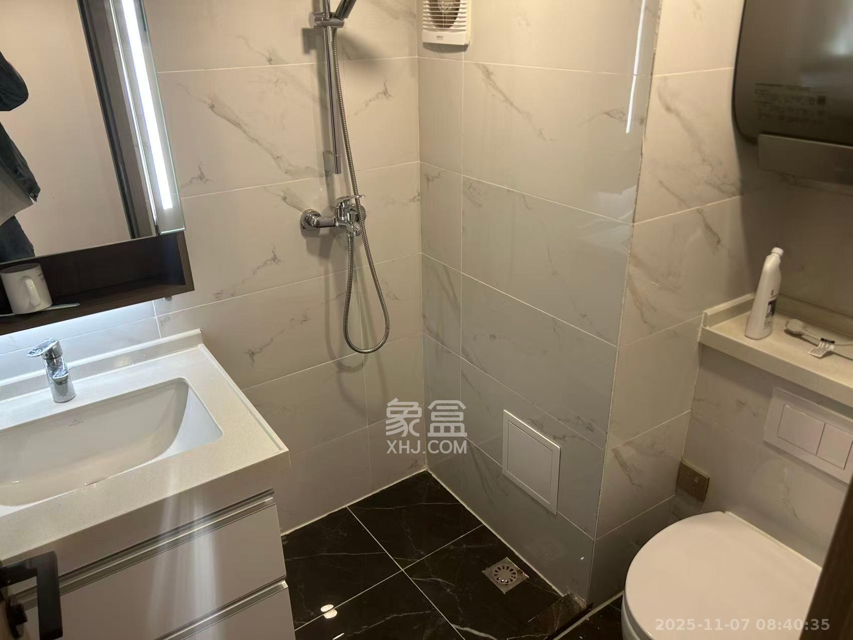 正荣梅溪紫阙台  3室2厅2卫    3800.0元/月室内图