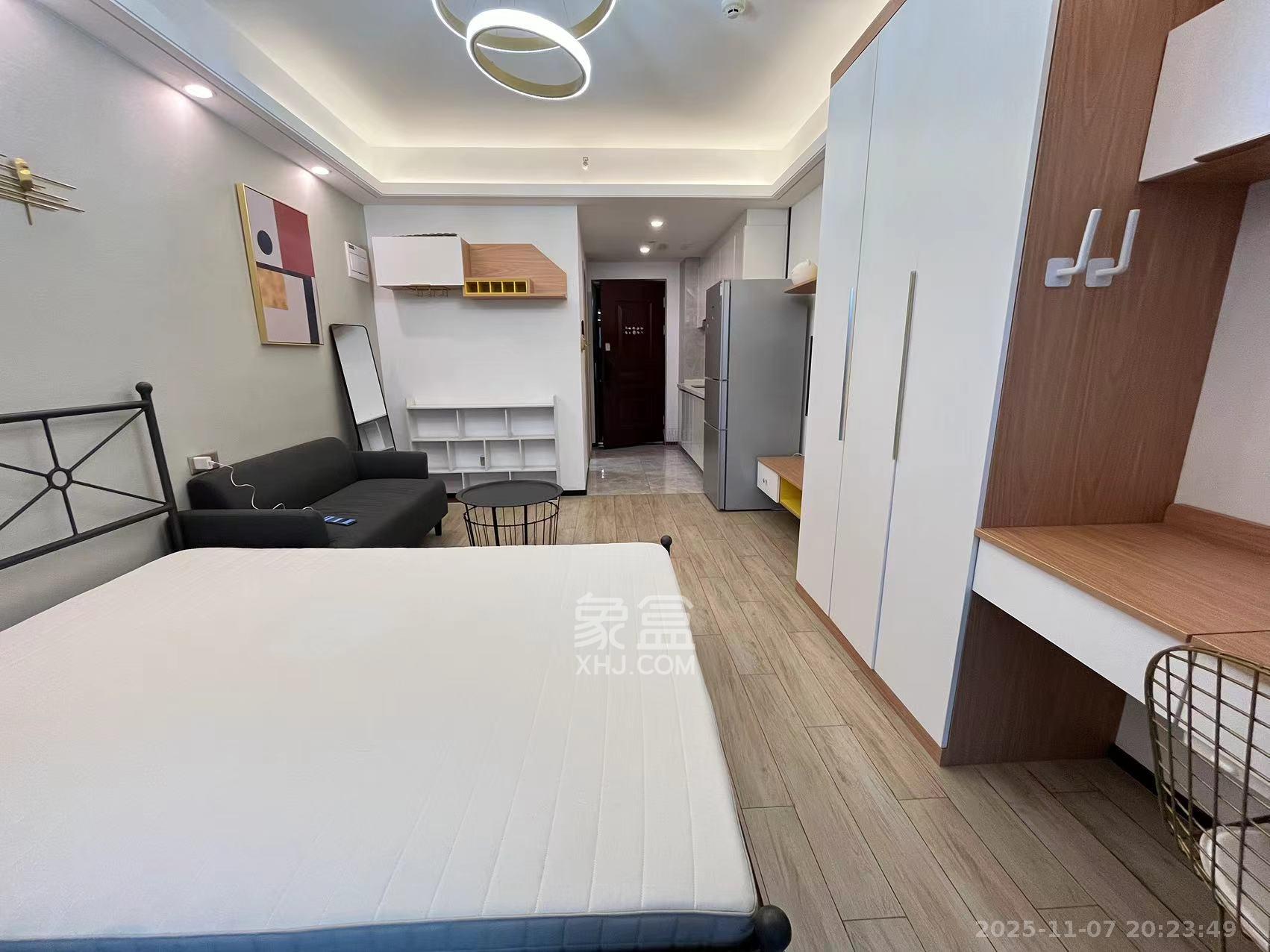 中海阅江府  1室1厅1卫    2000.0元/月室内图