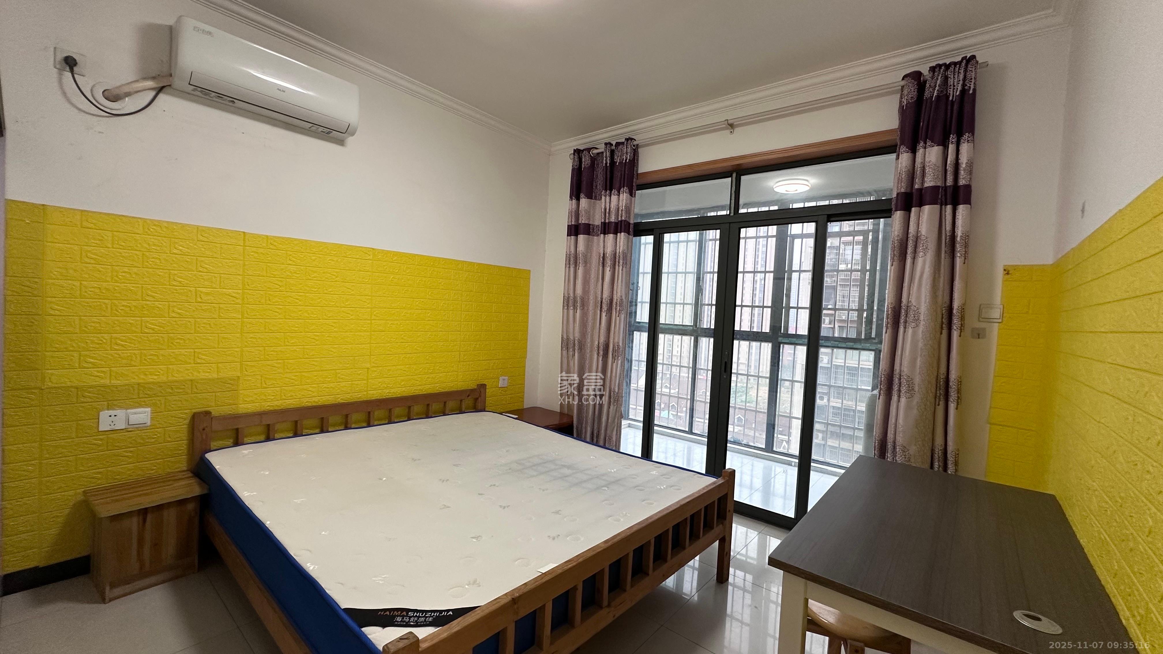 茶山馨苑 3室2厅1卫 2300.0元/月 茶山馨苑 3室2厅1卫 2300.0元/月室内图