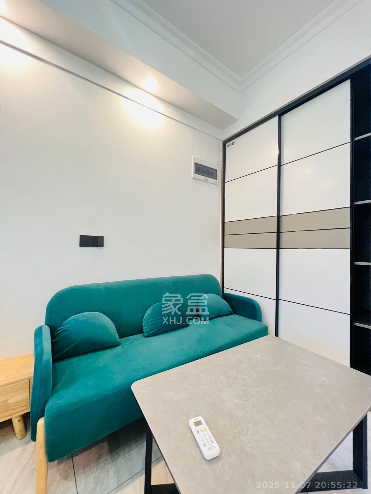 龙湖湘江星座(祺鑫星座公寓) 1室0厅0卫 1400.0元/月 龙湖湘江星座(祺鑫星座公寓) 1室0厅0卫 1400.0元/月室内图