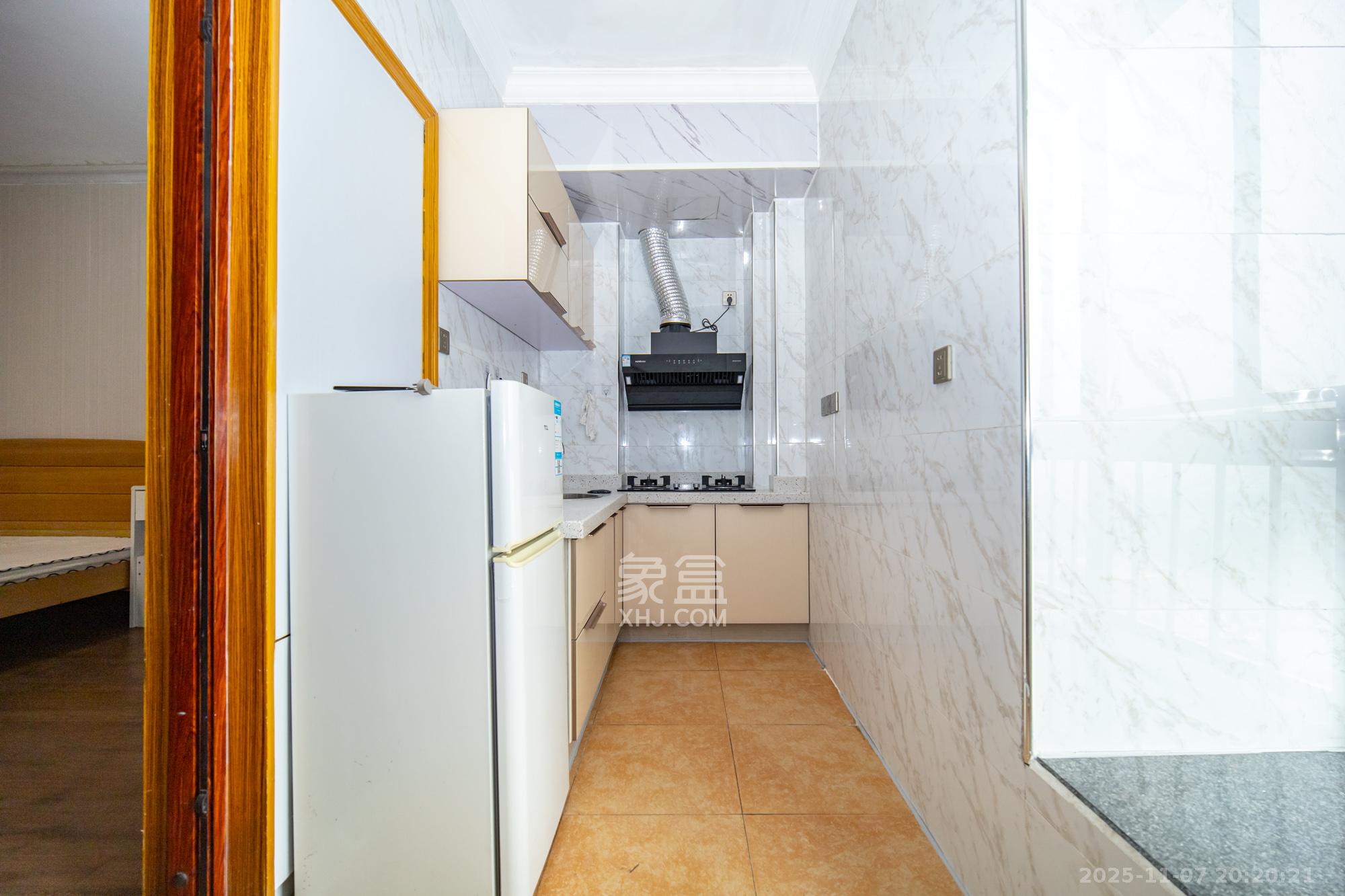 明城公寓  1室1厅1卫    19.8万厨房