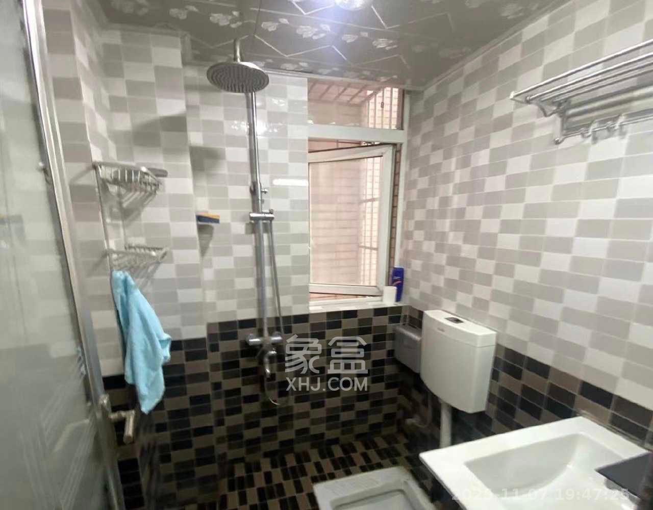 金领公寓(金荣公寓) 1室2厅1卫 2300.0元/月 金领公寓(金荣公寓) 1室2厅1卫 2300.0元/月室内图