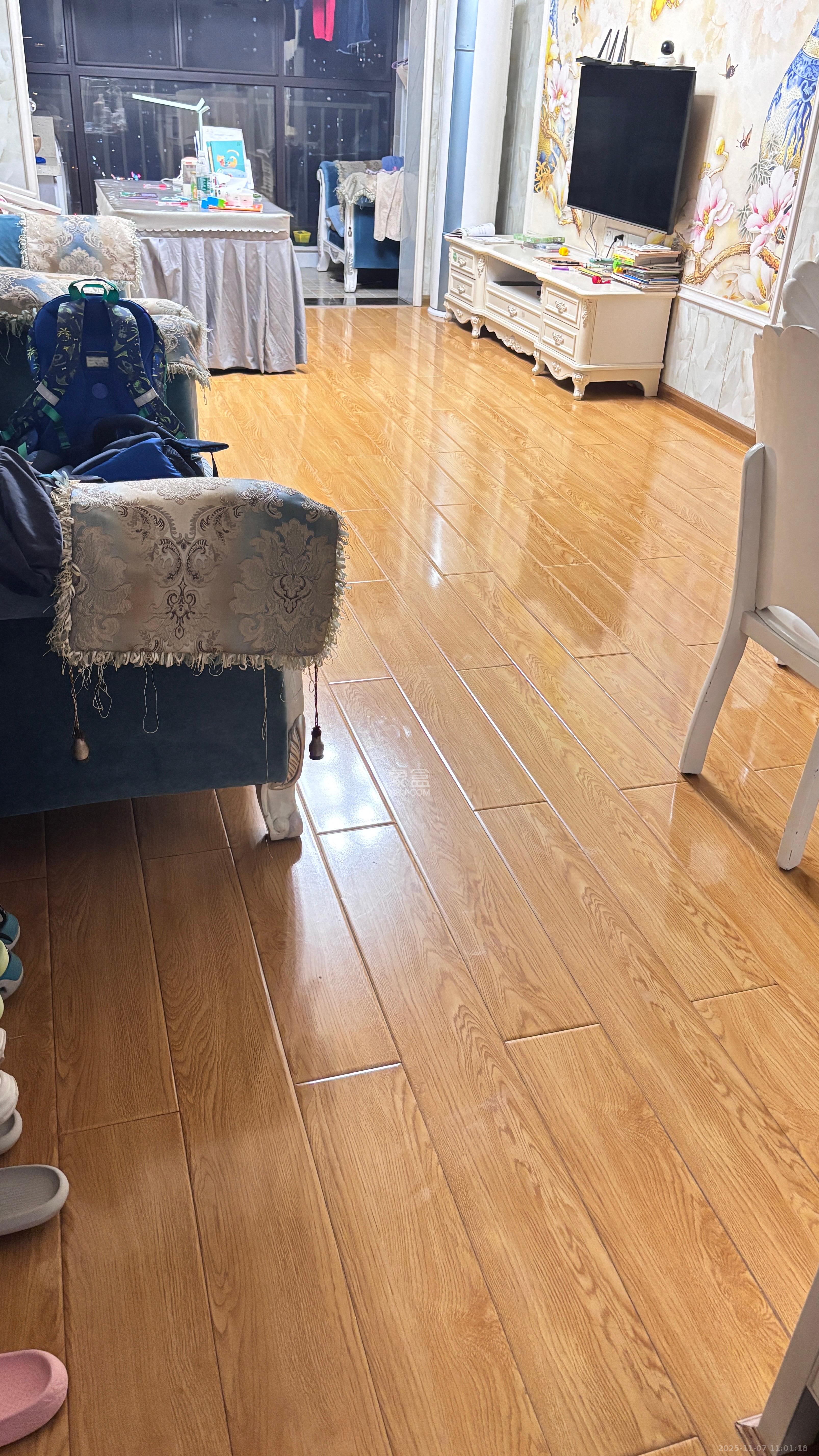 钰龙天下二期(钰龙佳园) 3室2厅2卫 2600.0元/月 钰龙天下二期(钰龙佳园) 3室2厅2卫 2600.0元/月室内图