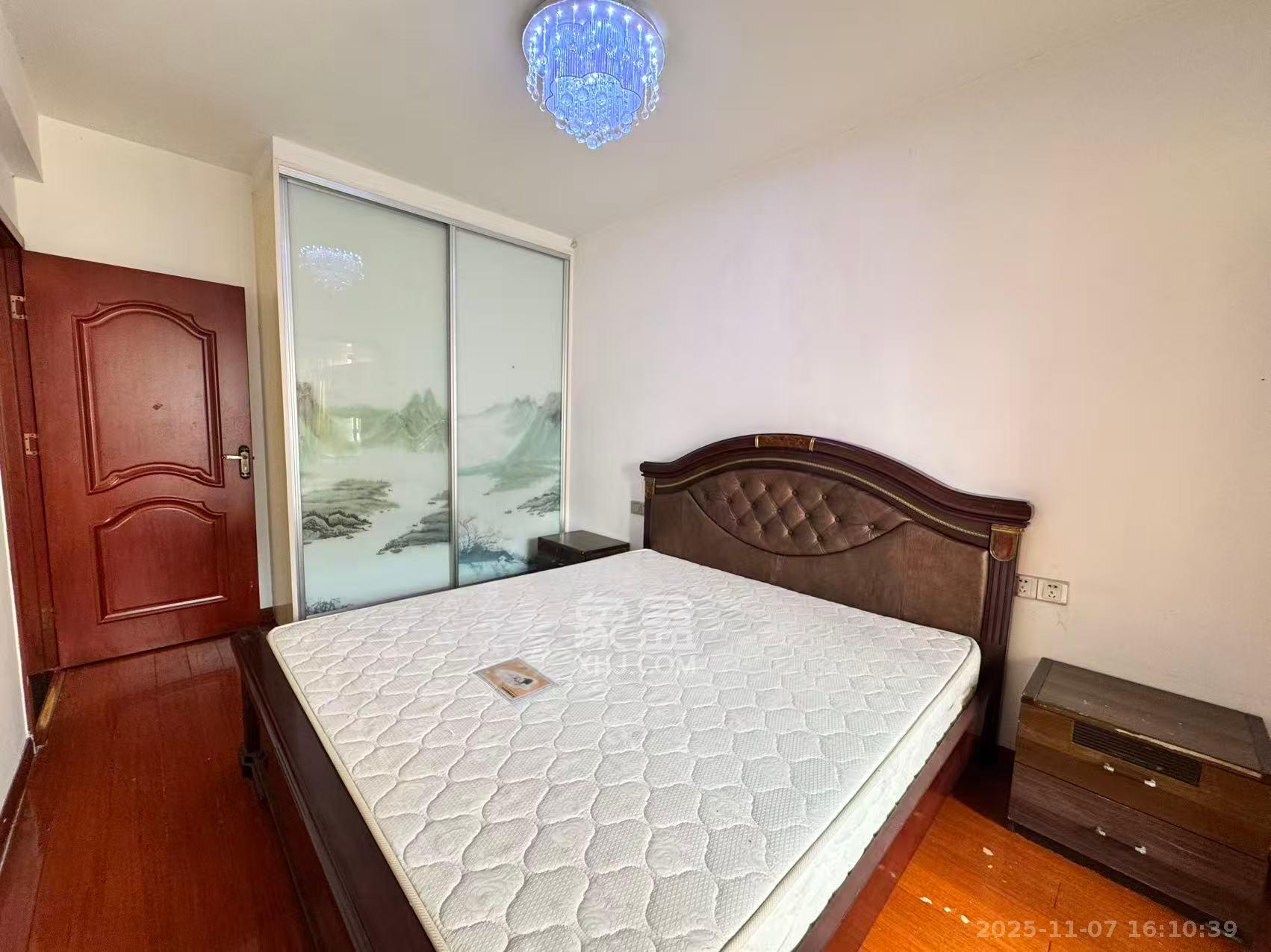 上峰苑(兰亭玥岛) 2室1厅1卫 2000.0元/月 上峰苑(兰亭玥岛) 2室1厅1卫 2000.0元/月室内图