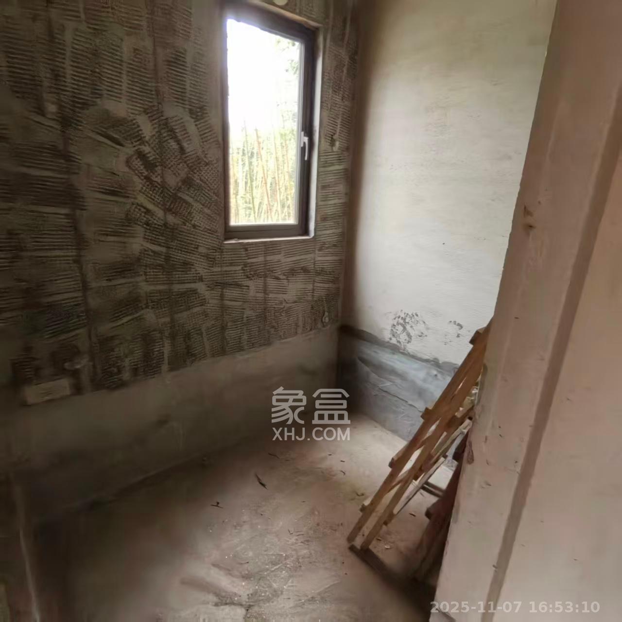 兴进珺府  3室2厅2卫    1200.0元/月室内图