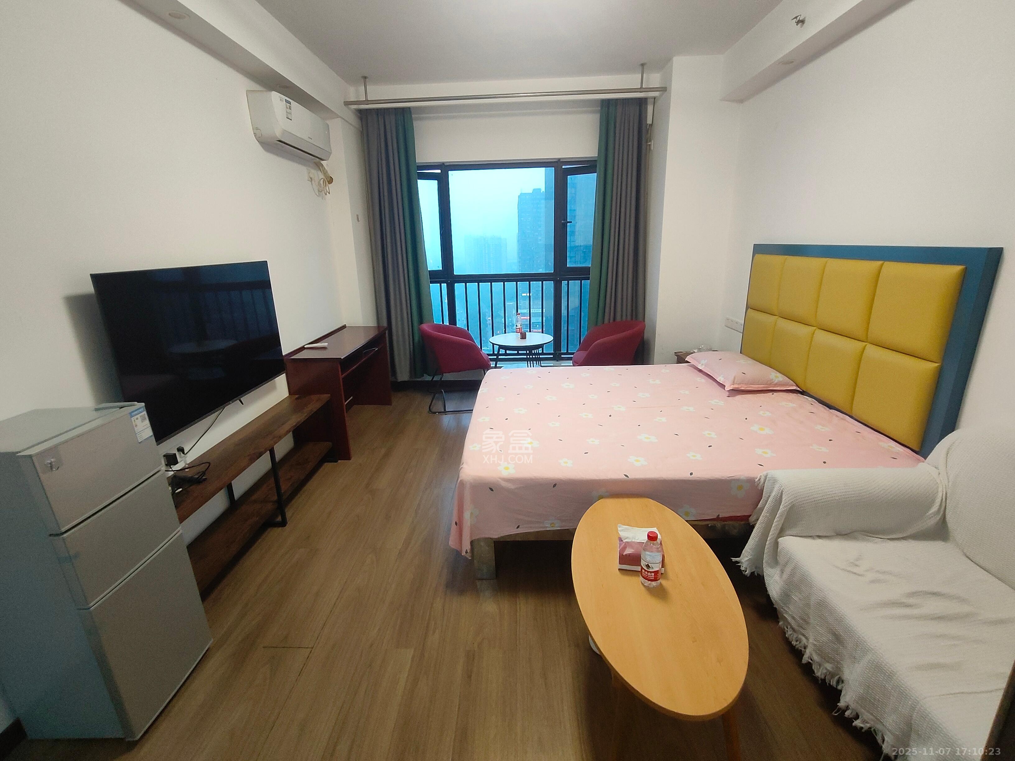 金科时代中心  1室1厅1卫    1300.0元/月