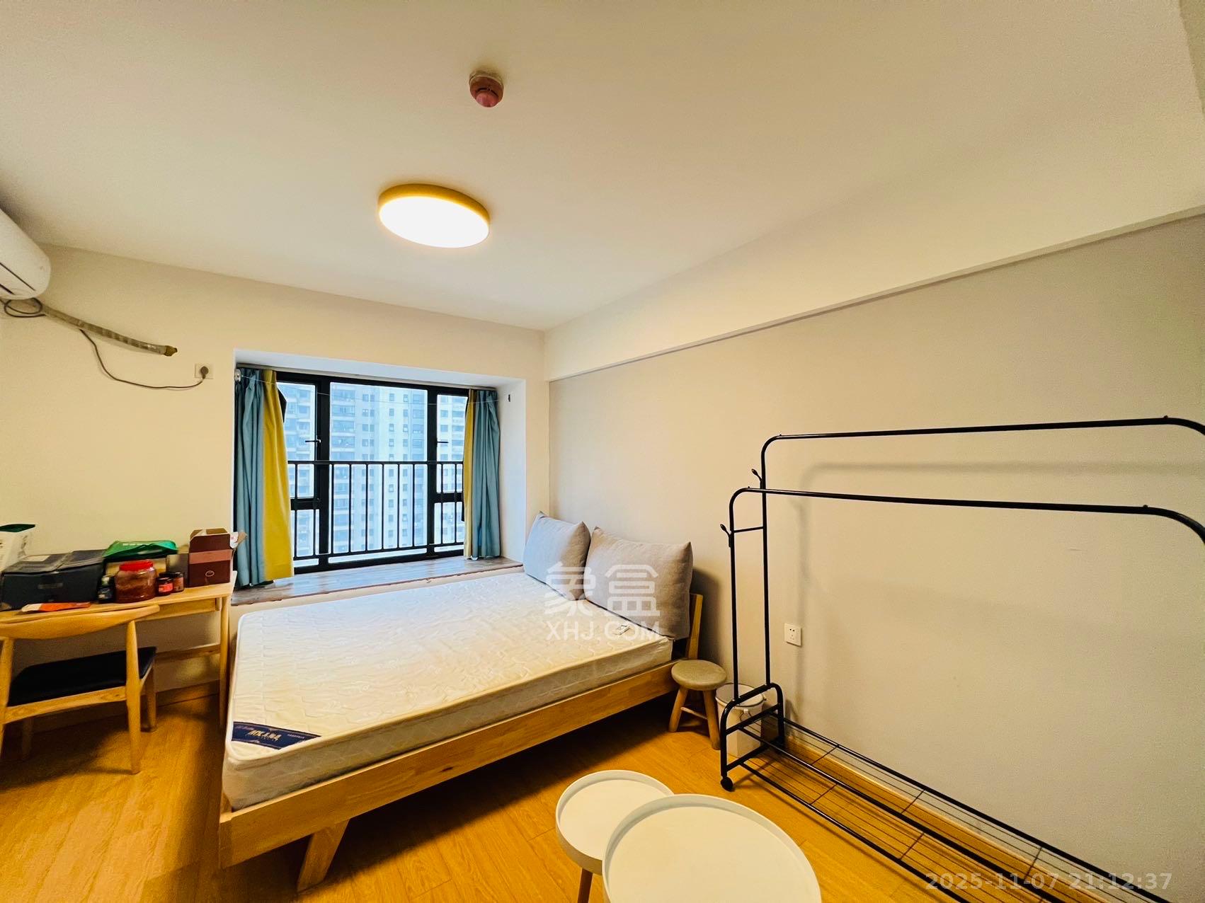 好莱城(弘德西街) 1室1厅1卫 1250.0元/月 好莱城(弘德西街) 1室1厅1卫 1250.0元/月室内图