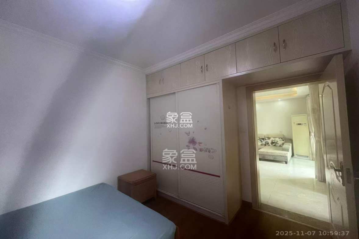 景塘家园 3室1厅1卫 2200.0元/月 景塘家园 3室1厅1卫 2200.0元/月室内图