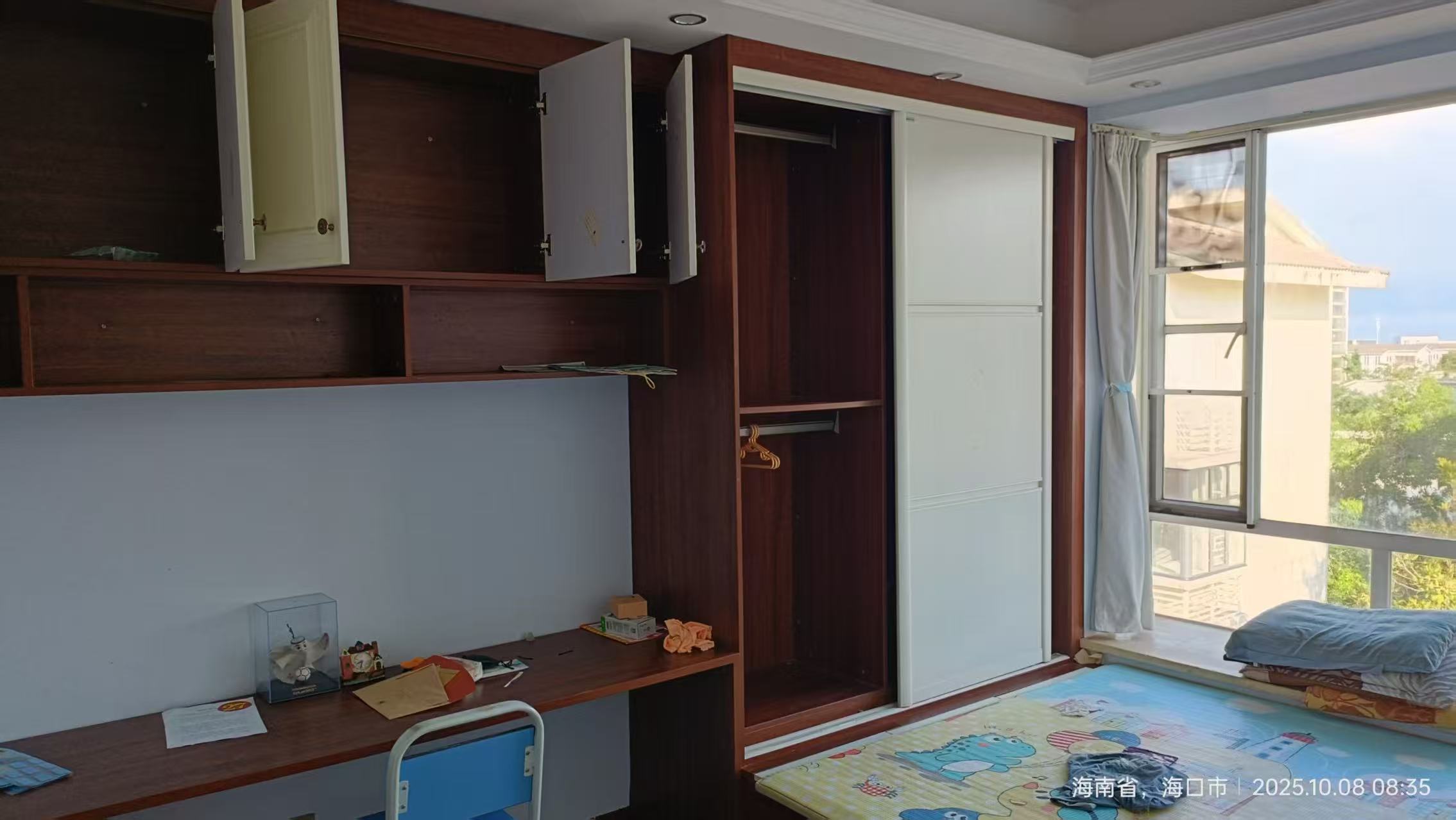 宝安江南城  3室2厅2卫    2400.0元/月室内图